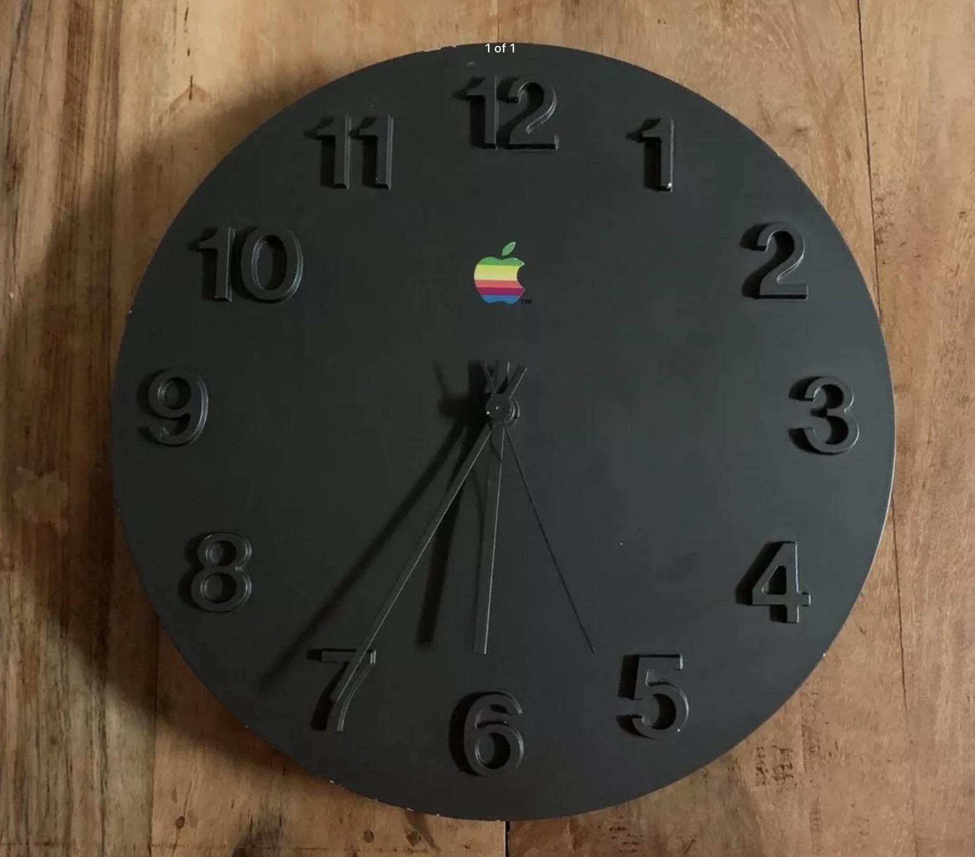 Hi, I’ve just found this Vintage Apple Clock on eBay and the seller