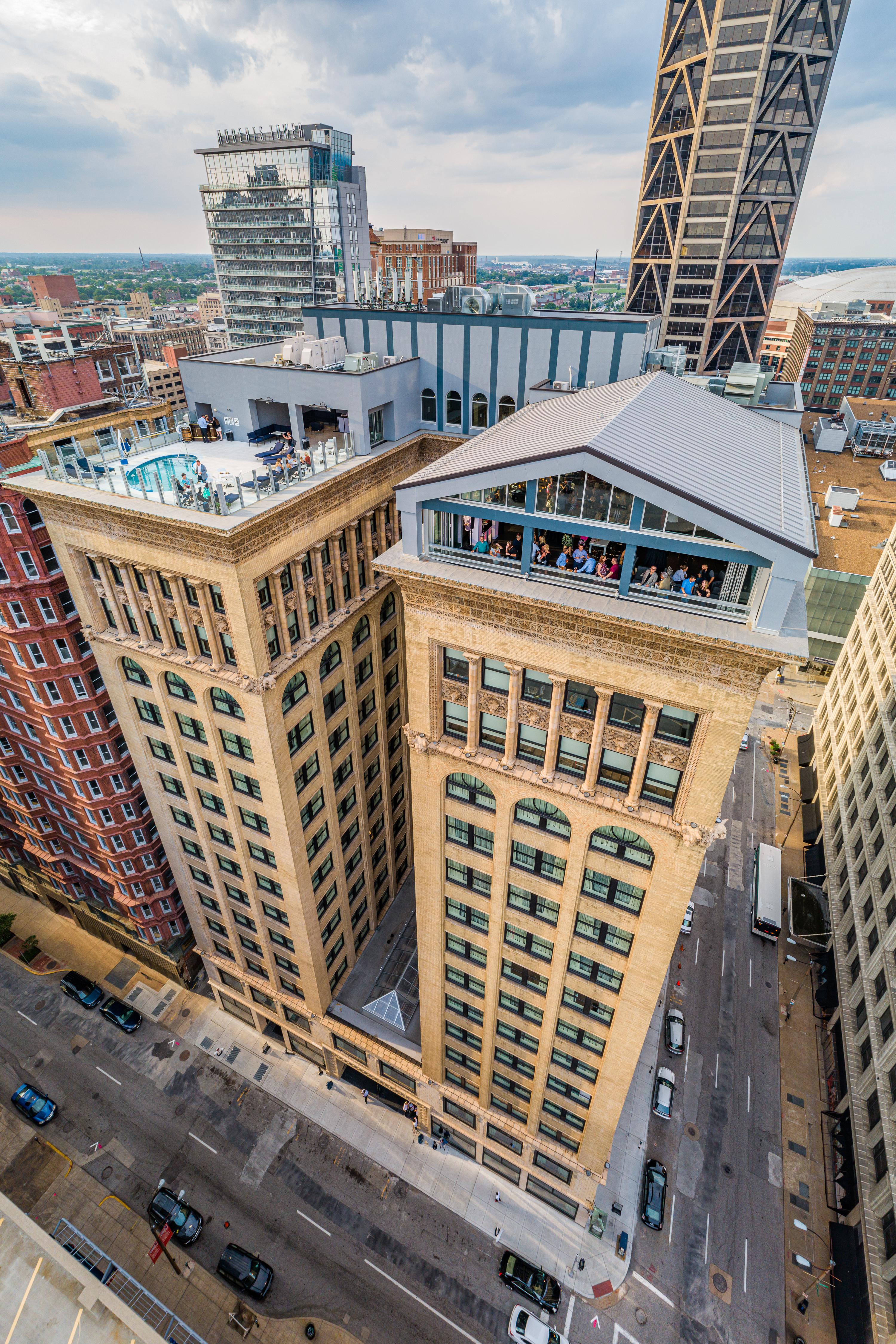 Rooftop party at Hotel Saint Louis r/StLouis