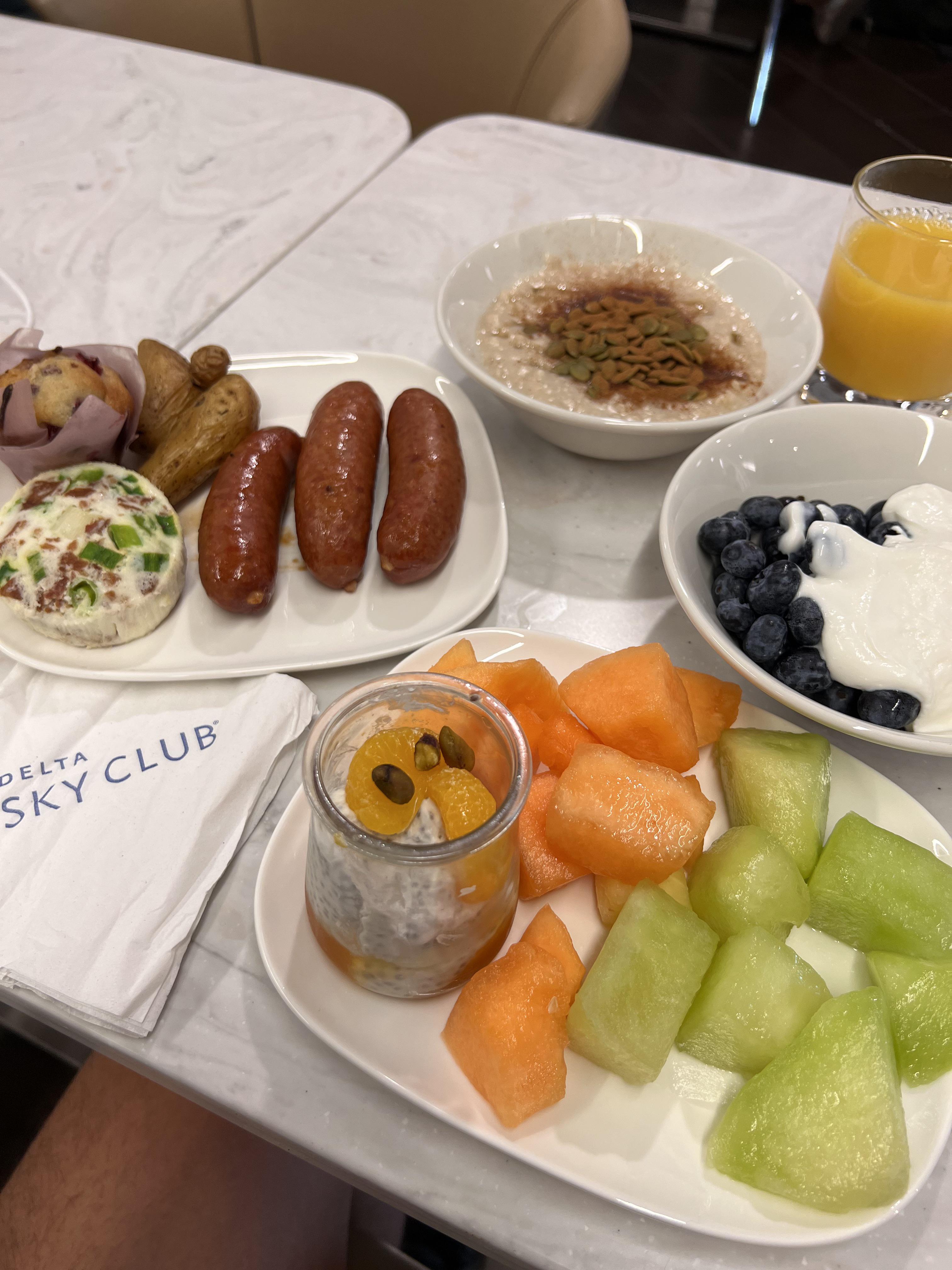 Delta Sky Club at JFK Terminal 4 Breakfast was 10/10 r/delta