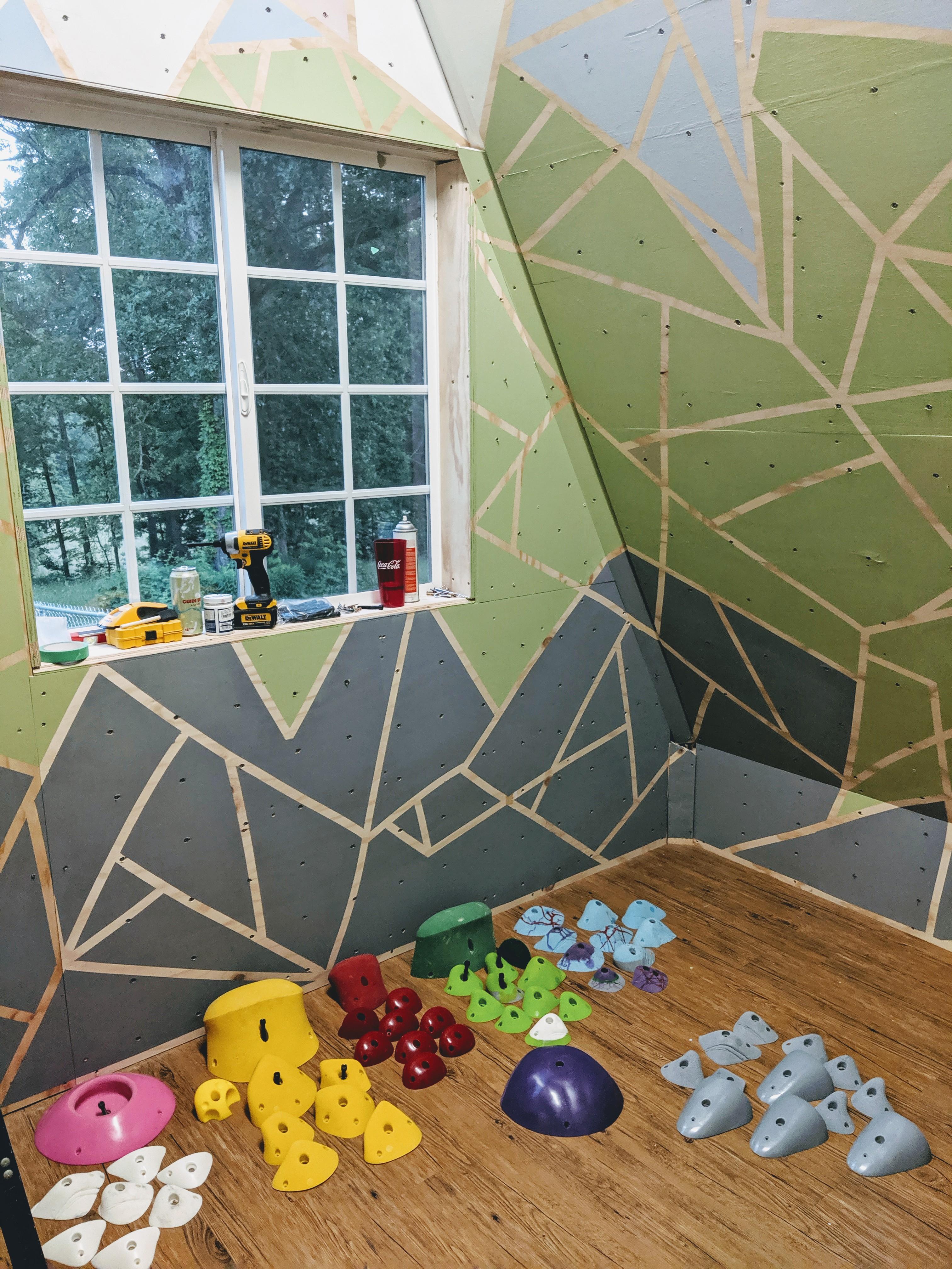 Just finished my home bouldering room. Now to act like I know how to