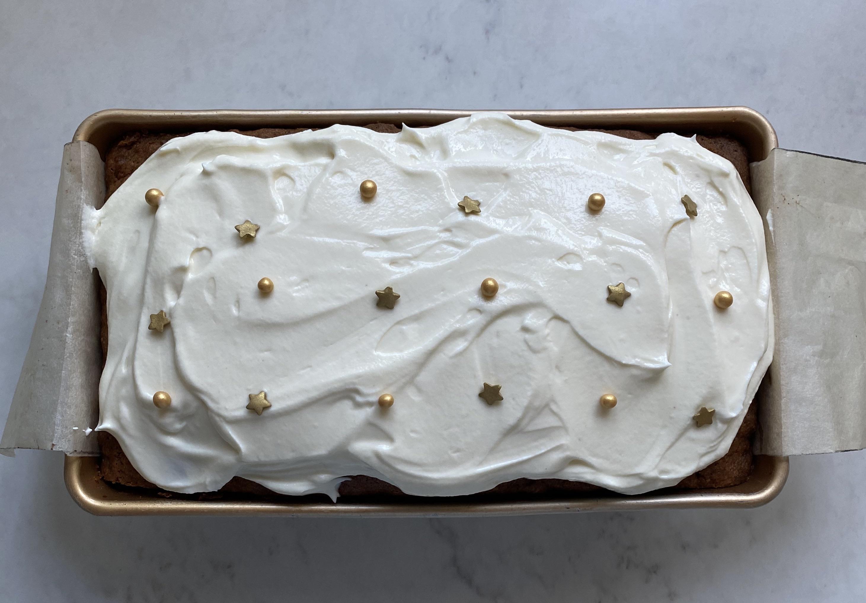carrot cake with cream cheese frosting r/bon_appetit