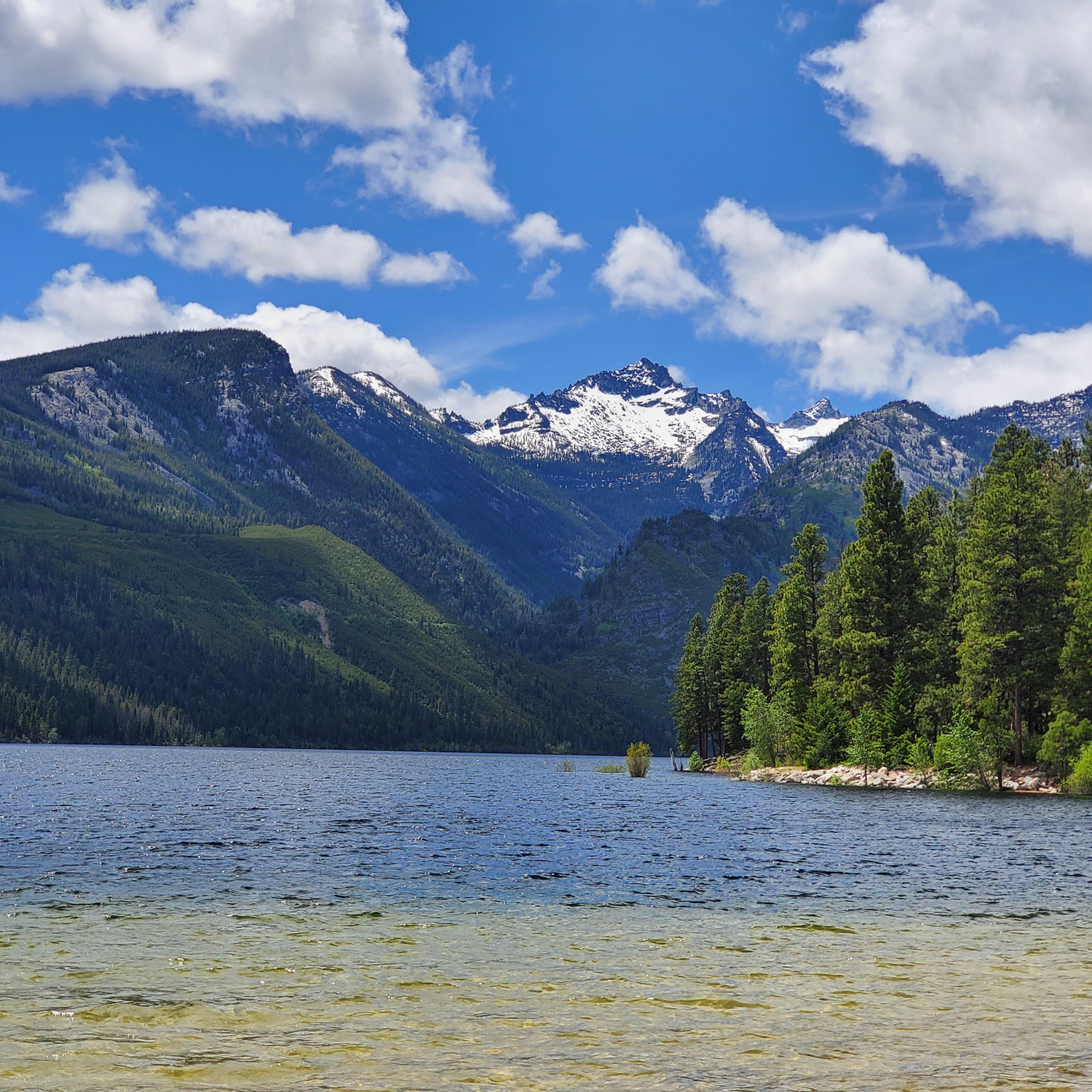 Lake Como just outside Hamilton taken today r/Montana