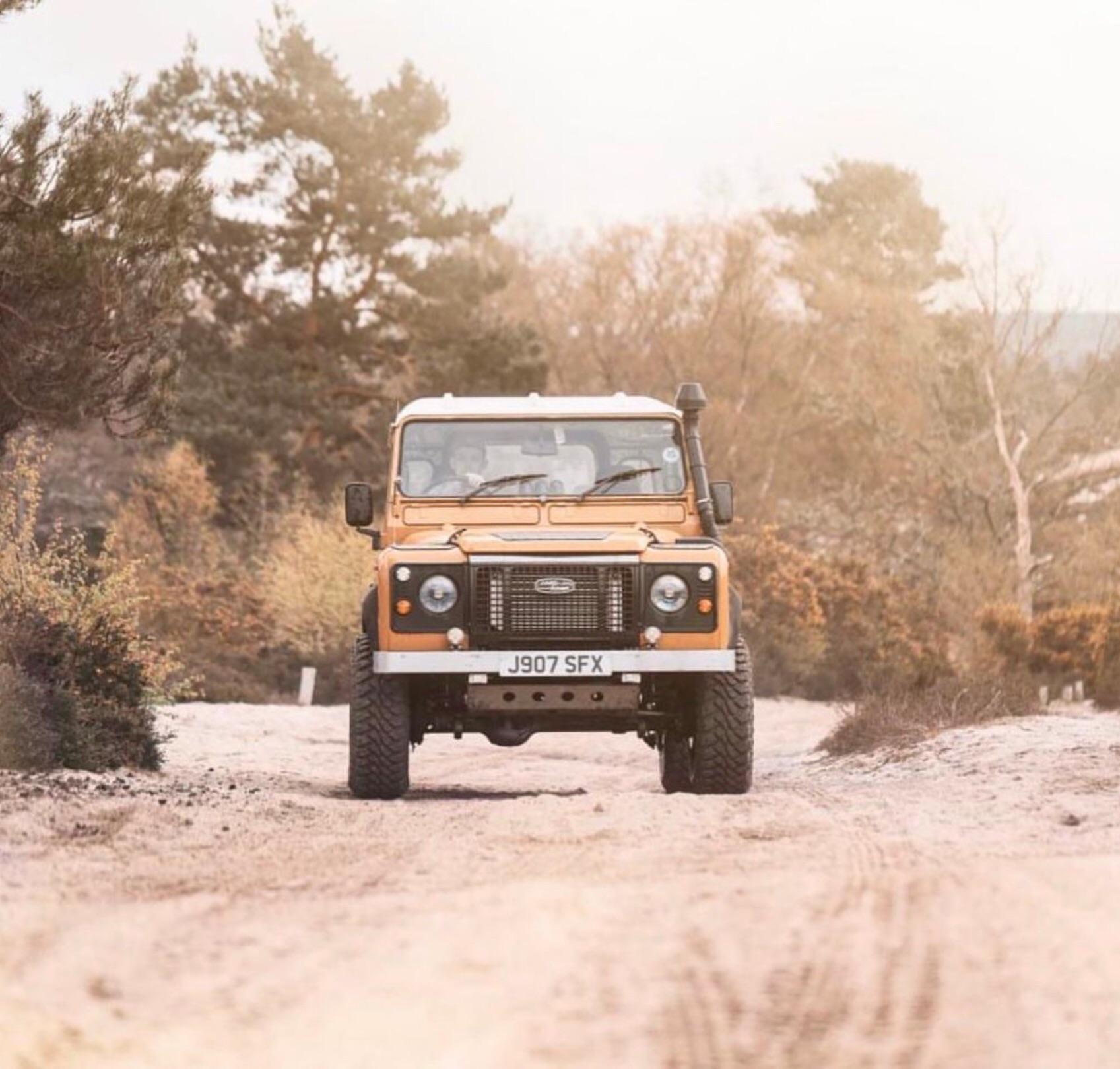 Brilliant bit of sand offroading to test the new transfer case, works