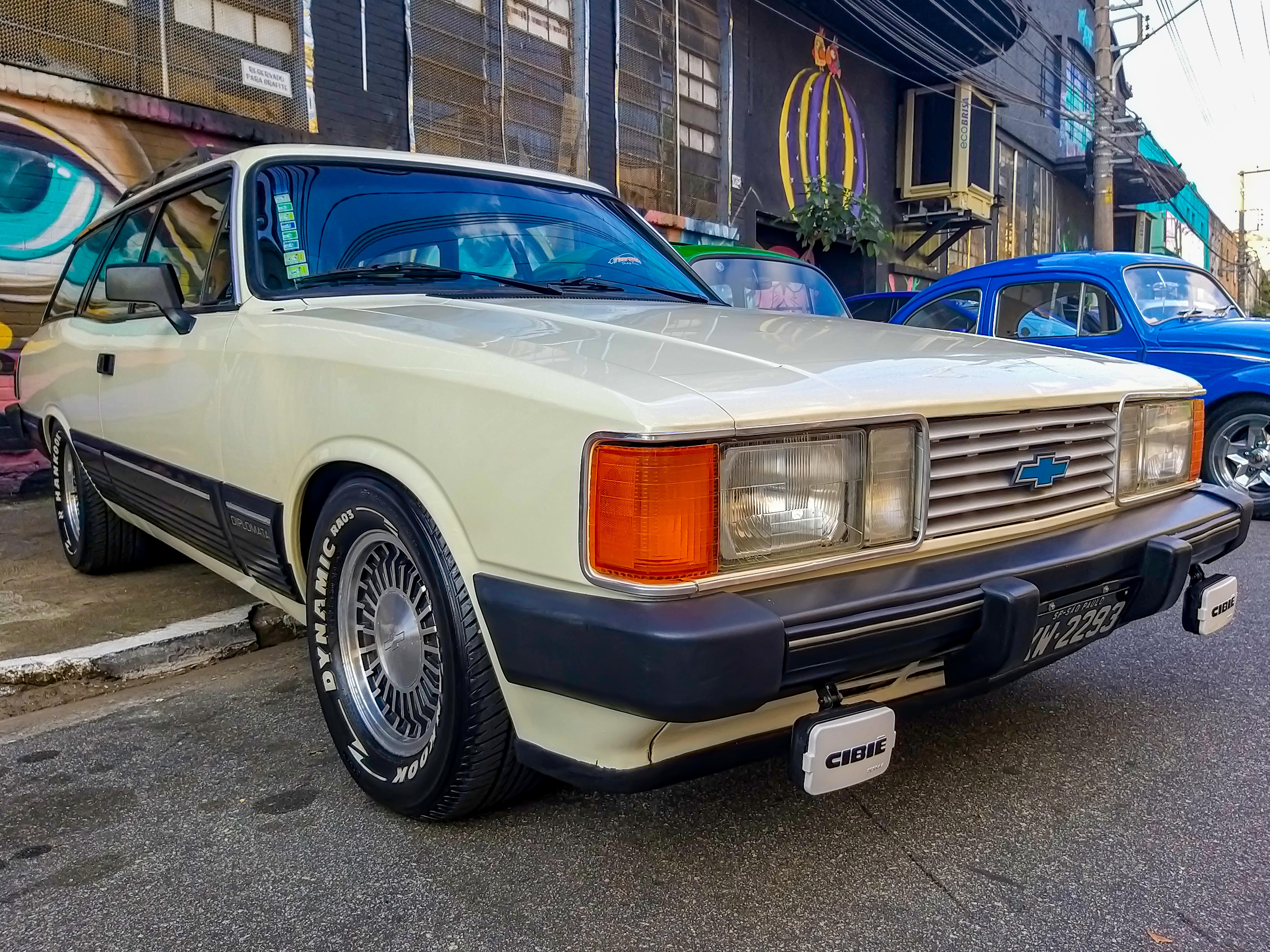 Are you guys into Brazilian cars? This is a beautiful 1986 Chevrolet