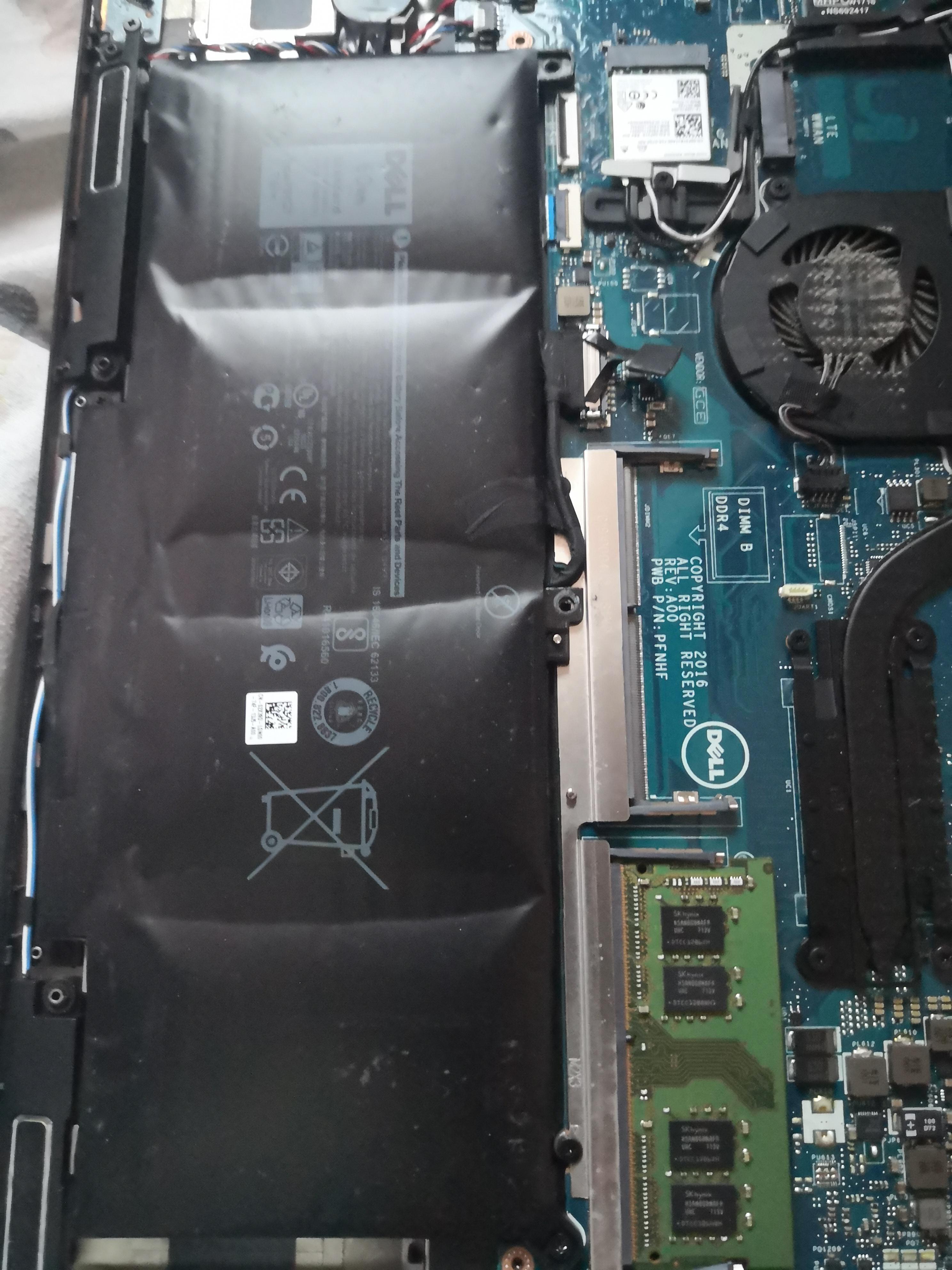 Is my laptop battery bloated? Is it not safe anymore? r/Dell