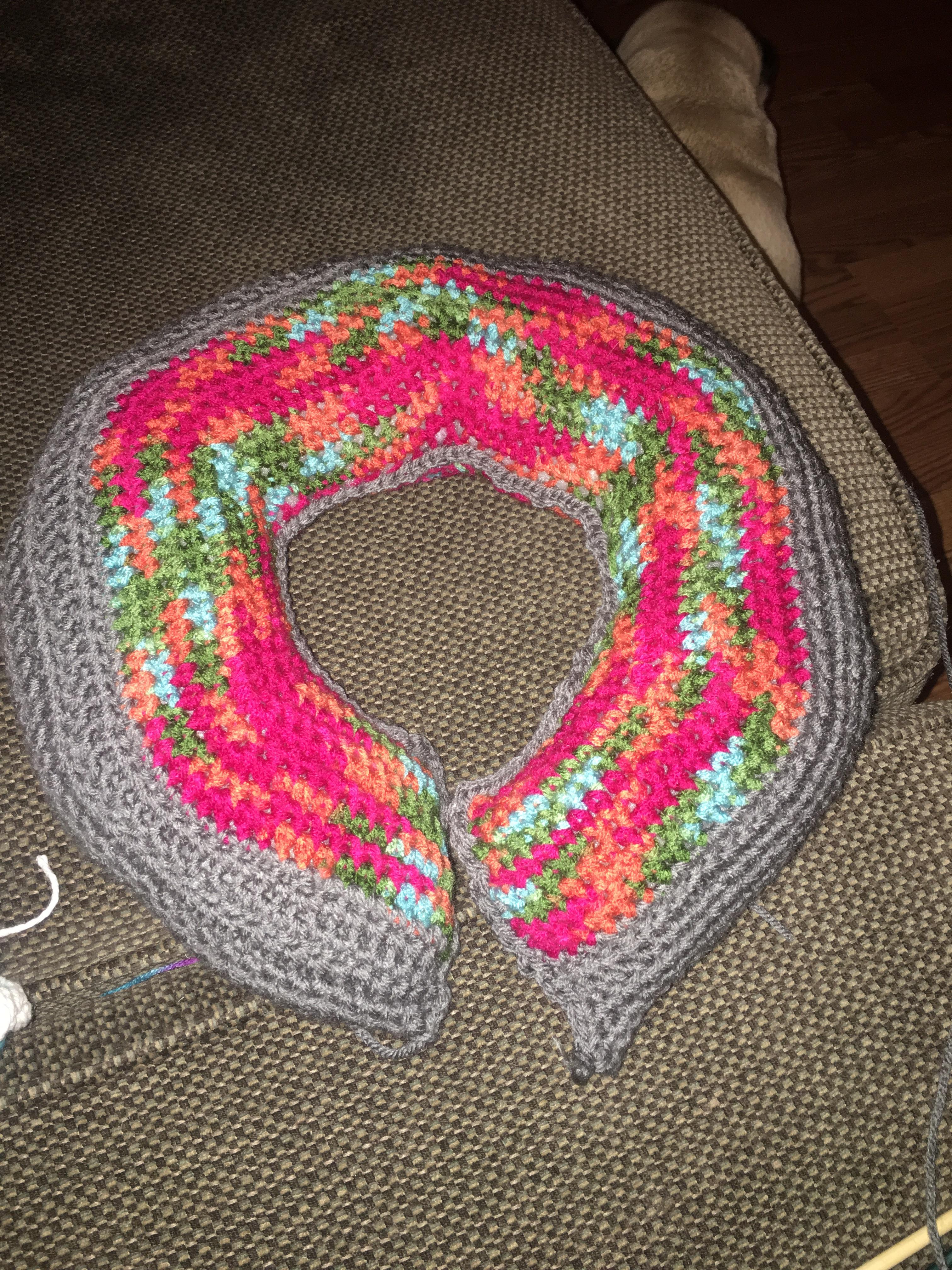 Neck pillow for my trip to Alaska!! crochet