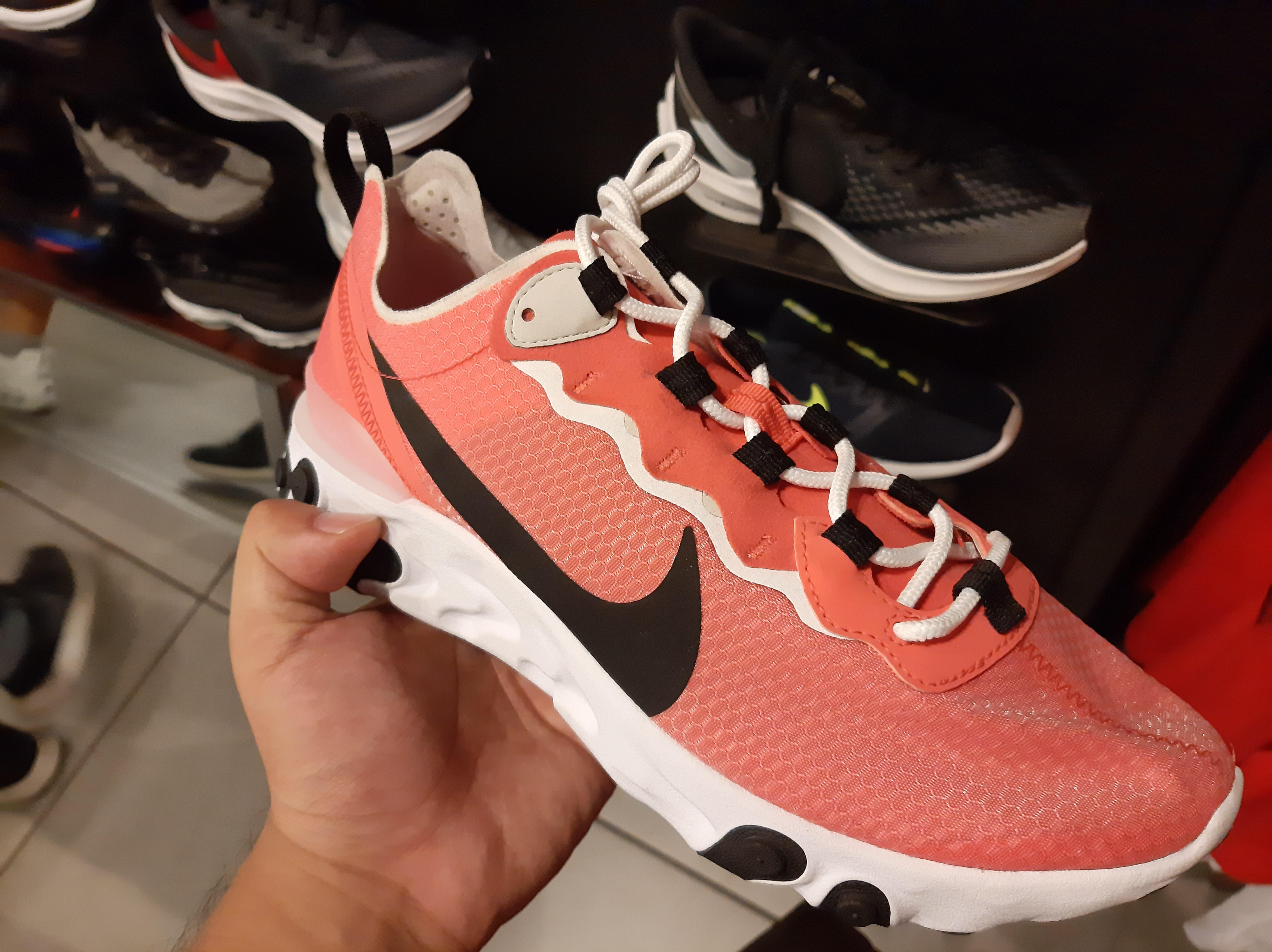 Should I buy theeeese? r/Sneakers