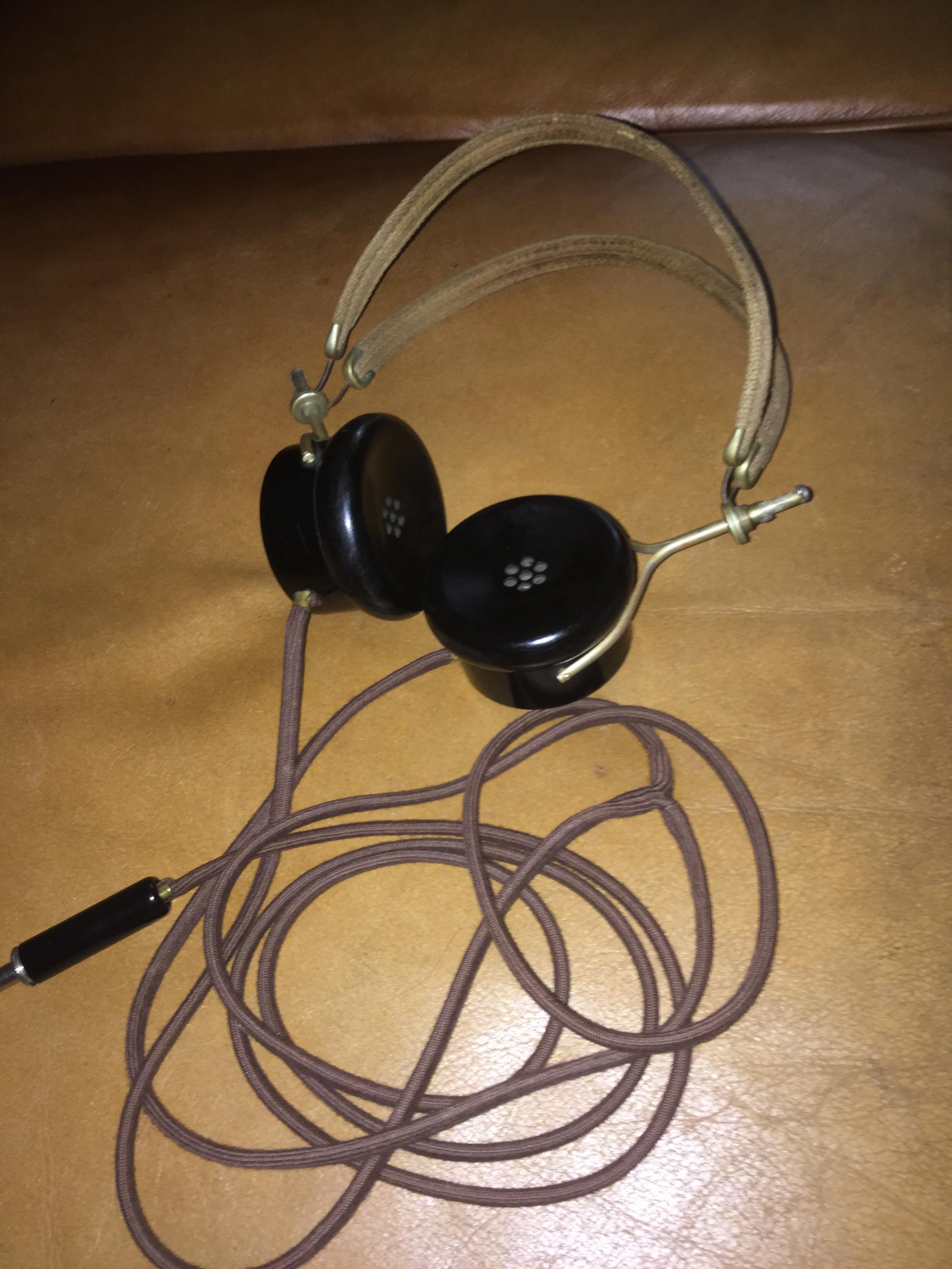 100 year old headphones 2 (xtreme vintage?) r/ThriftStoreHauls