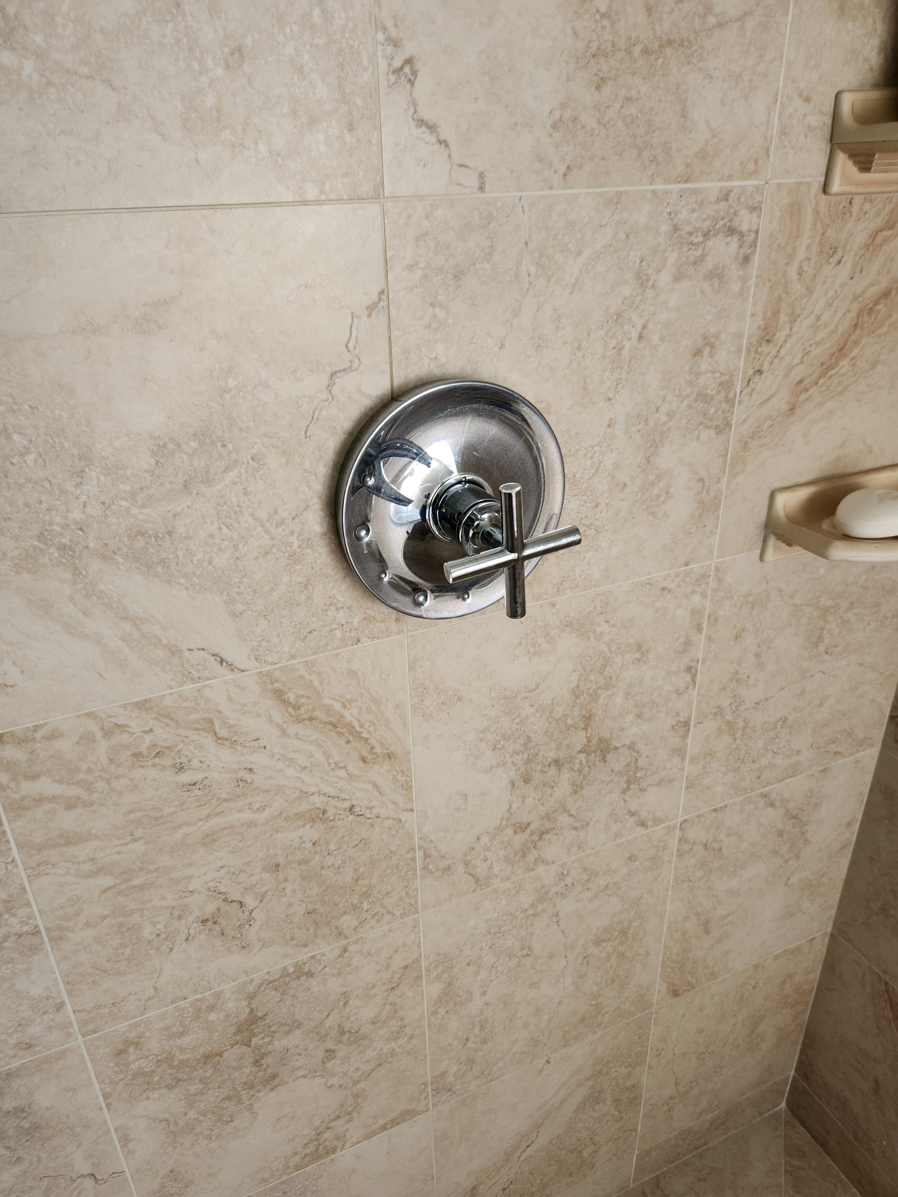 How to adjust the faucet so it blends hot and cold. Can't control the