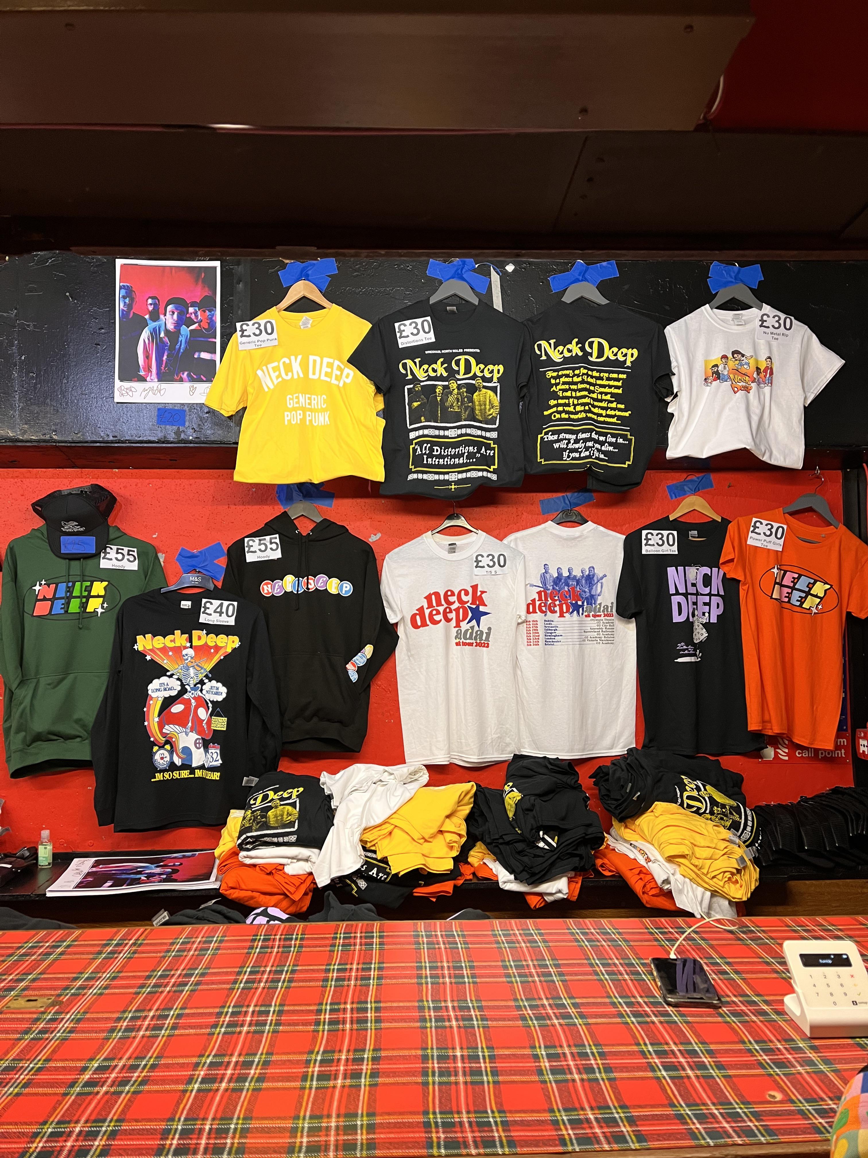 UK Tour 2022 merch neckdeep