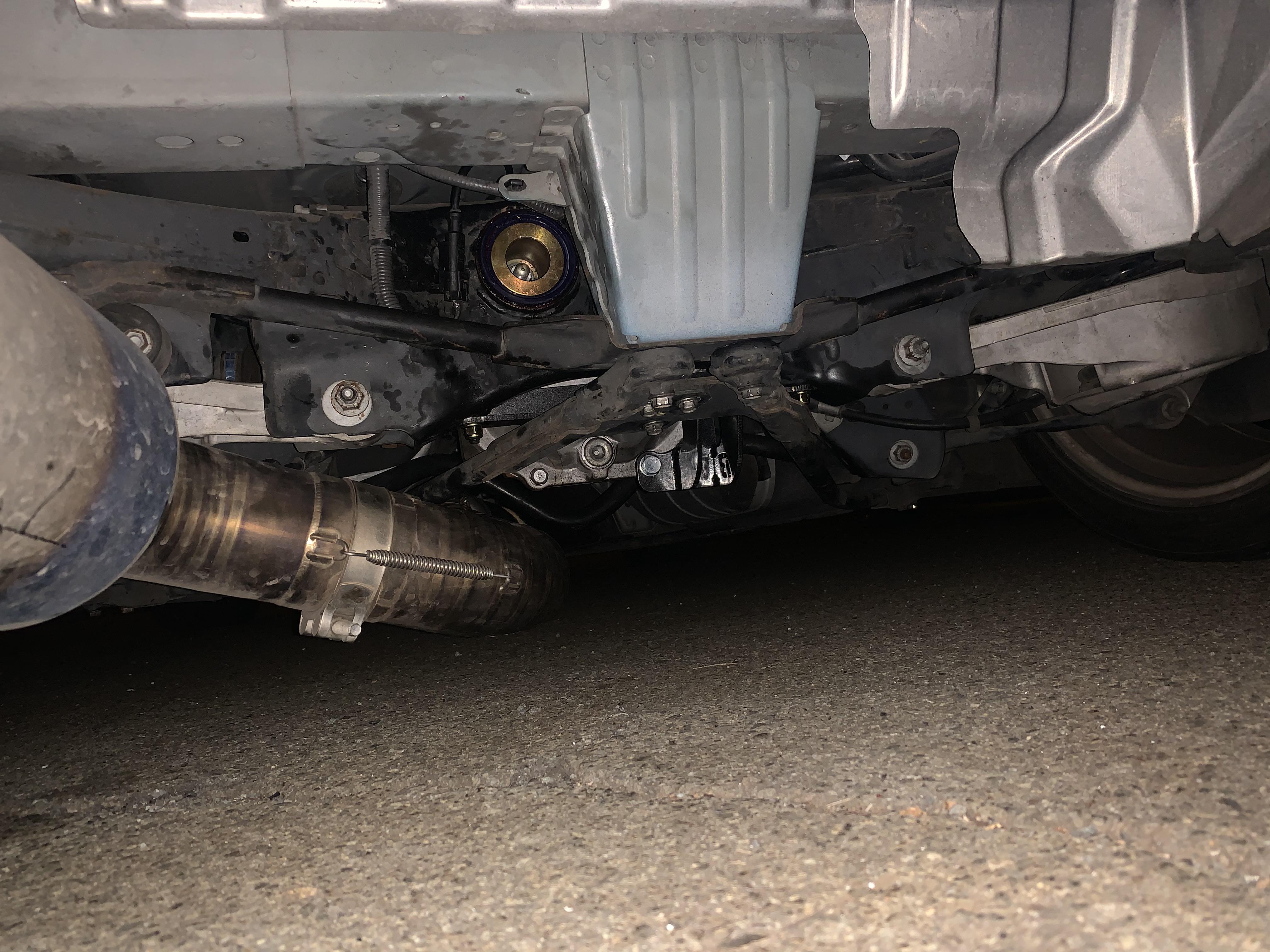 Z1 diff bushings and a BWR diff brace installed r/370z