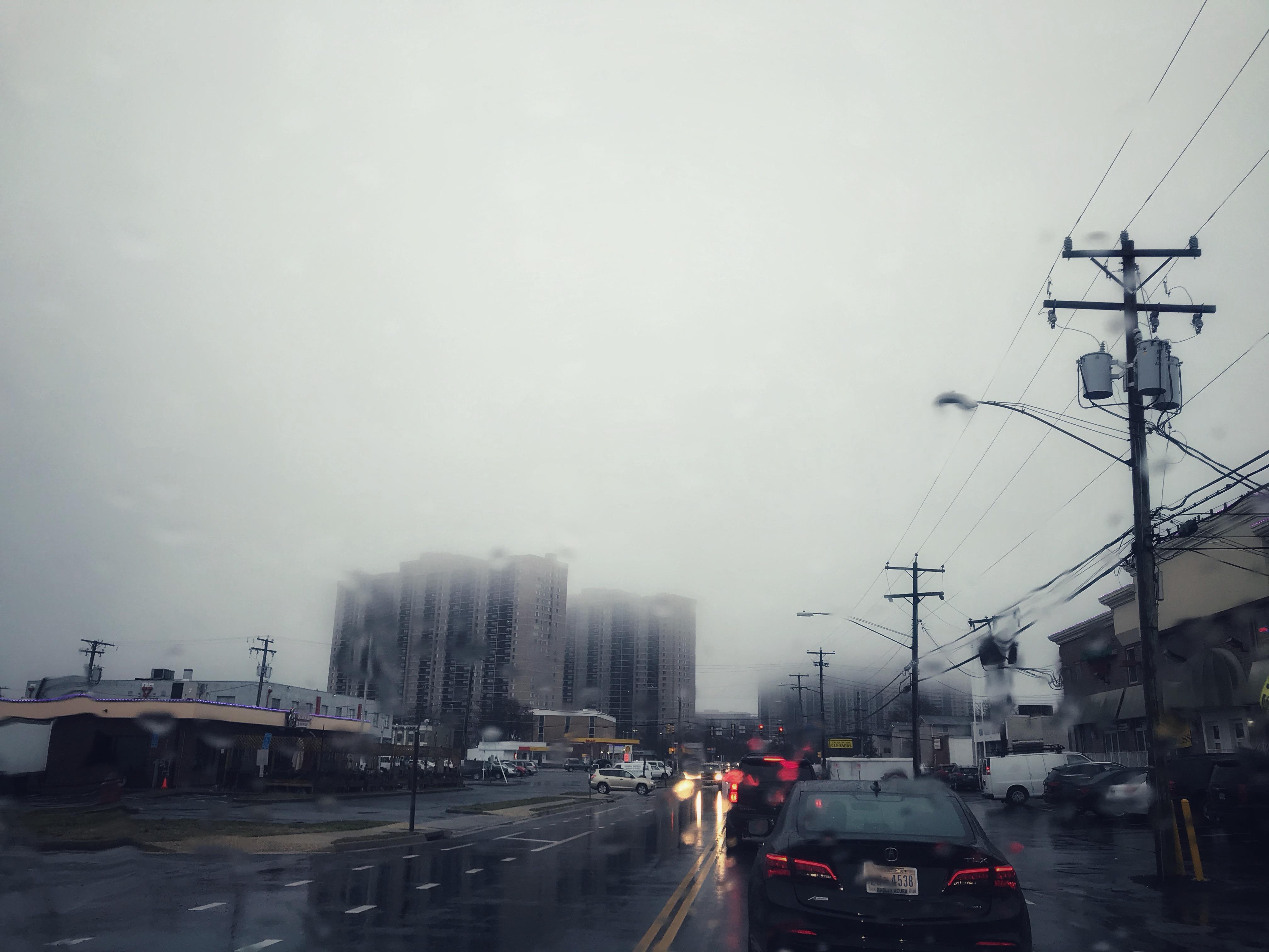 Fog above these apartments off seminary rd. r/nova