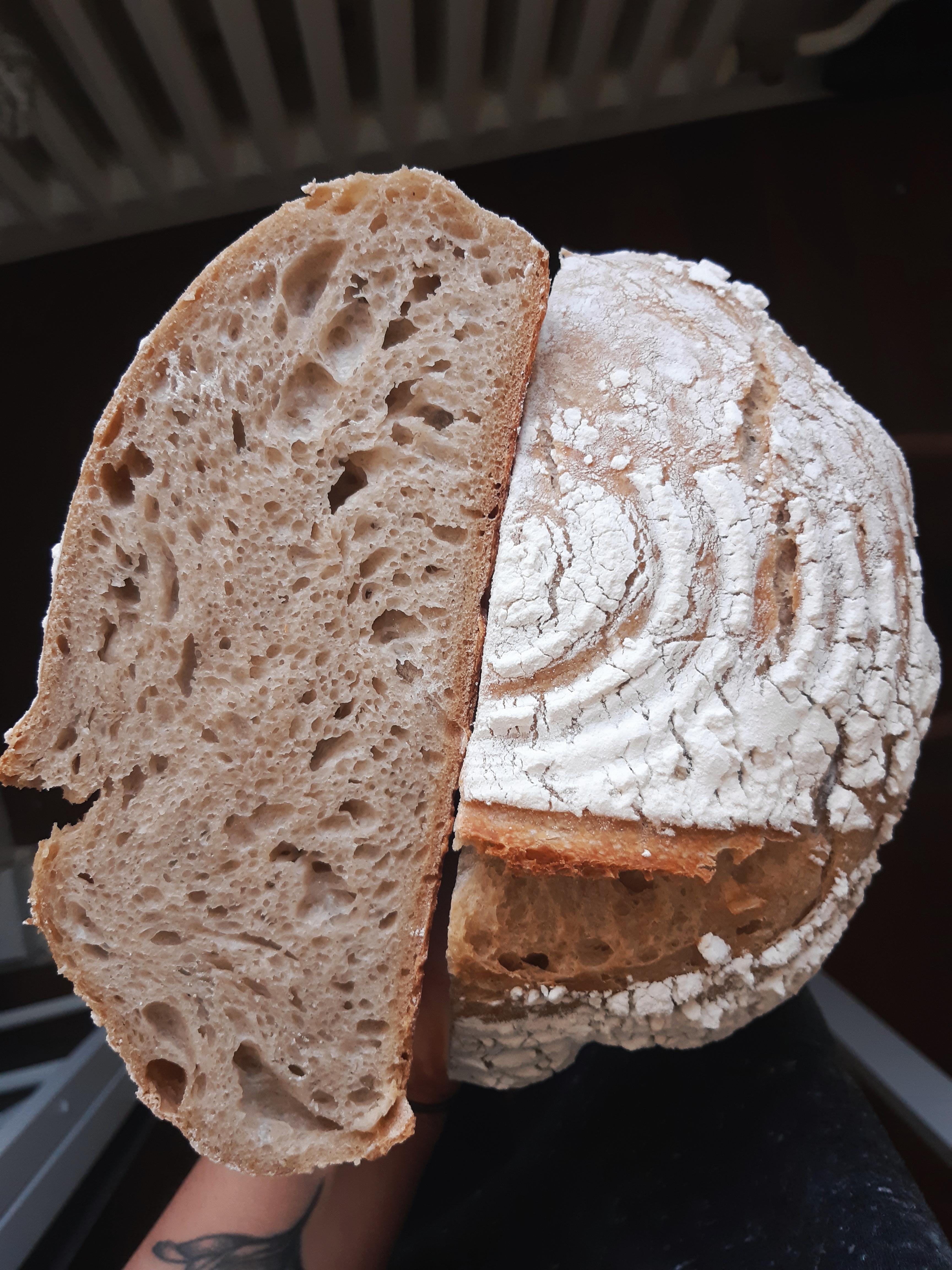 First time using my new dutch oven for my sourdough and the difference is amazing. Also the