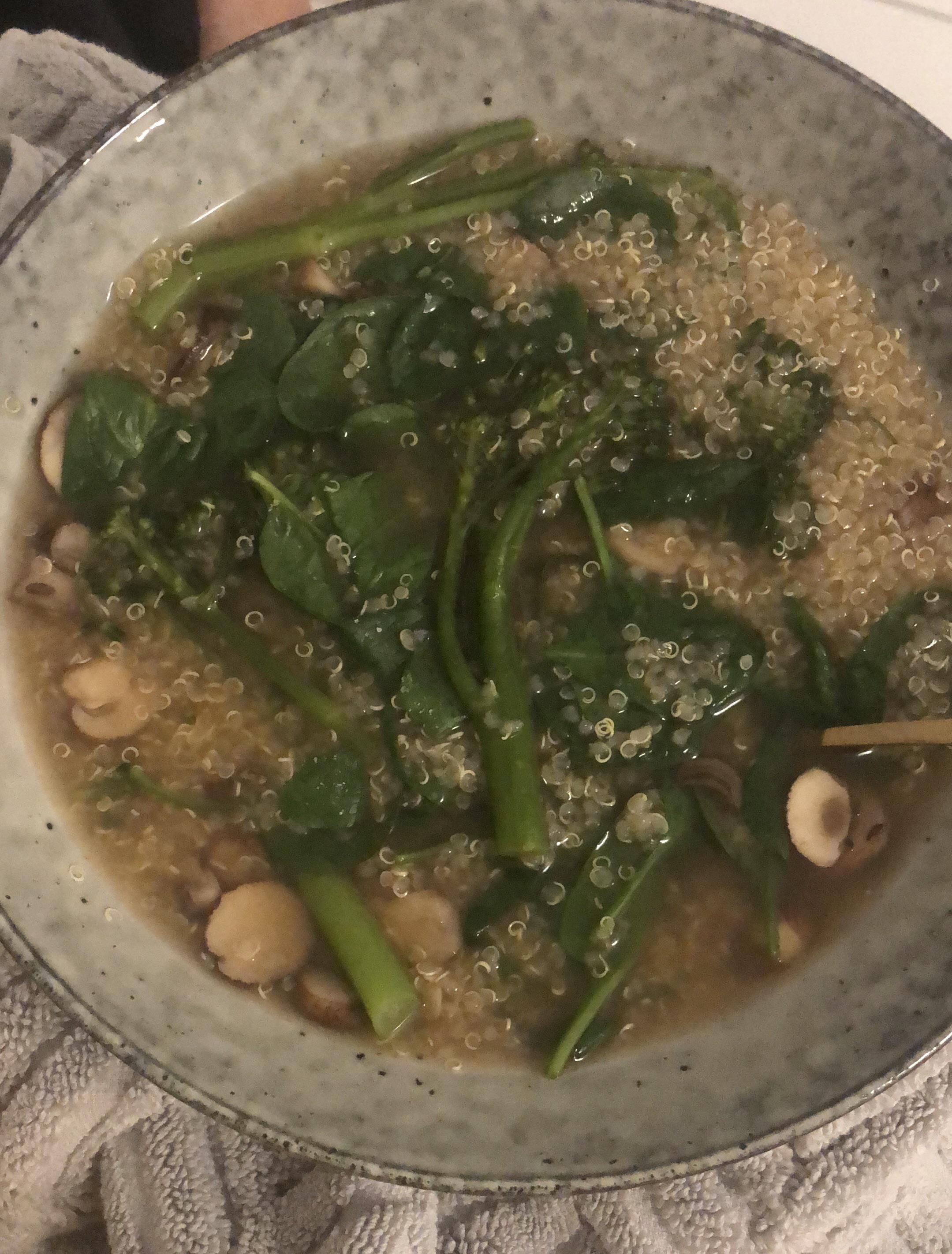 Gut health beef bone broth, quinoa, broccolini,mushrooms & baby spinach (powdered broth which