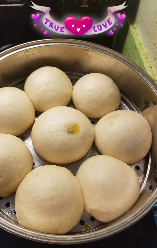 Steam bun...with pork asado.. r/FoodPorn