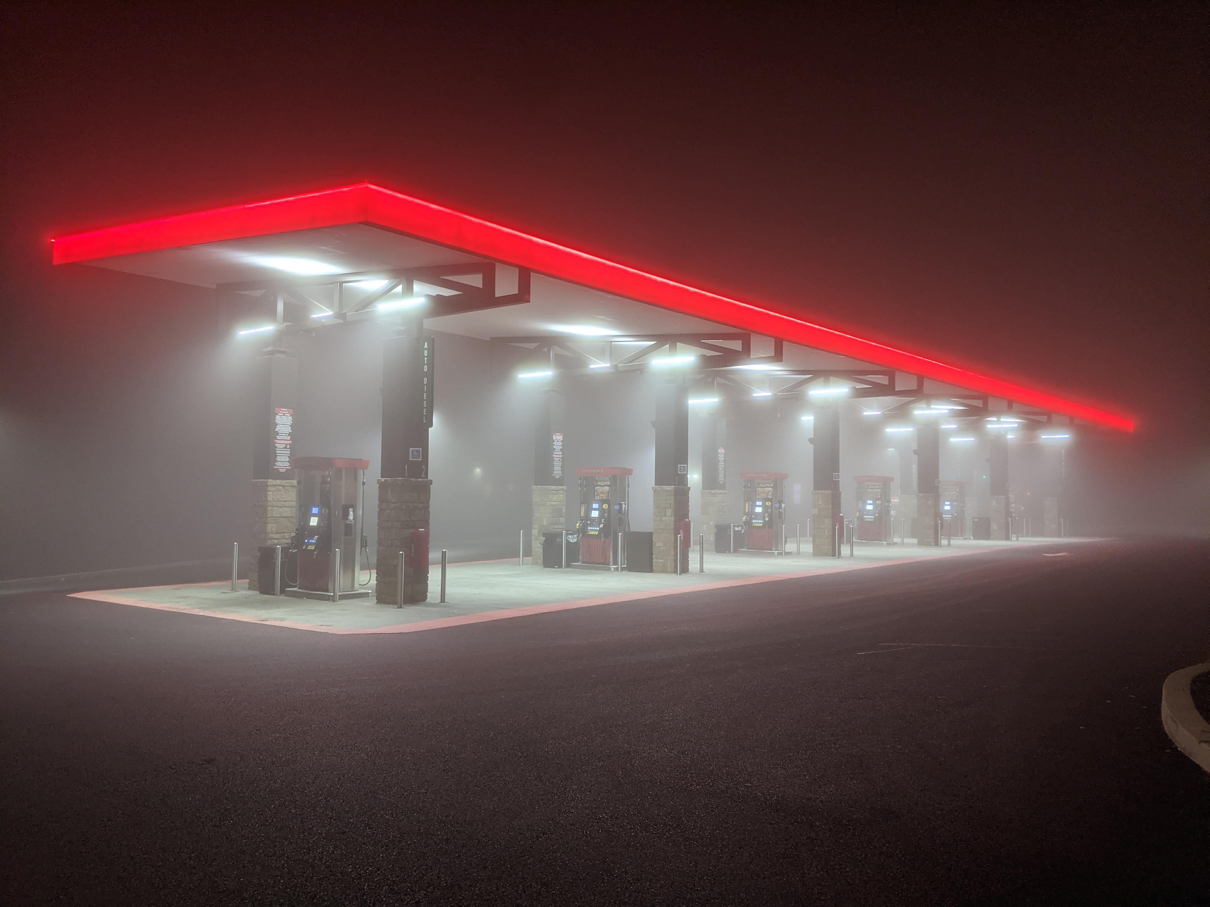ITAP of a gas station on a foggy night r/itookapicture
