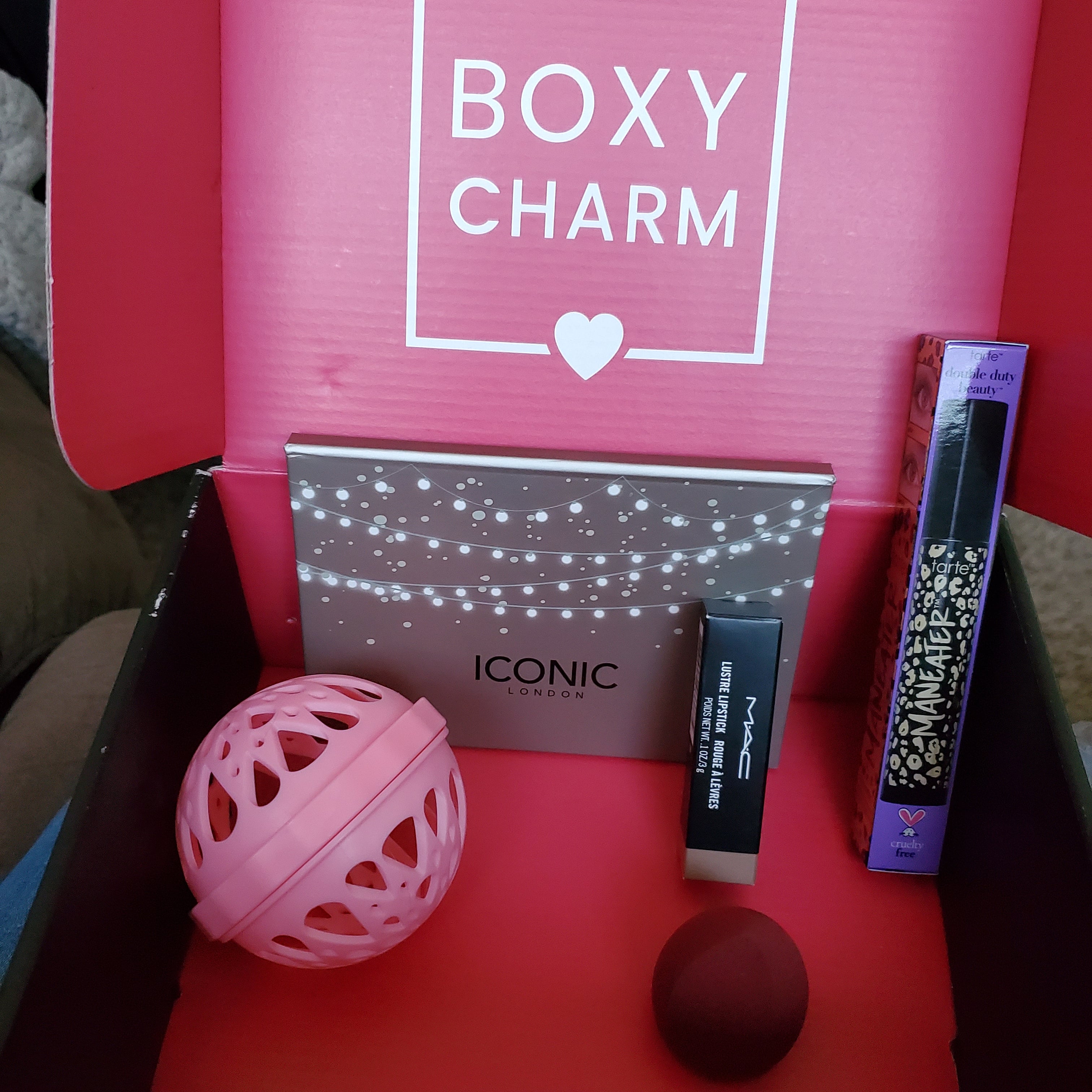 December Base Box r/boxycharm