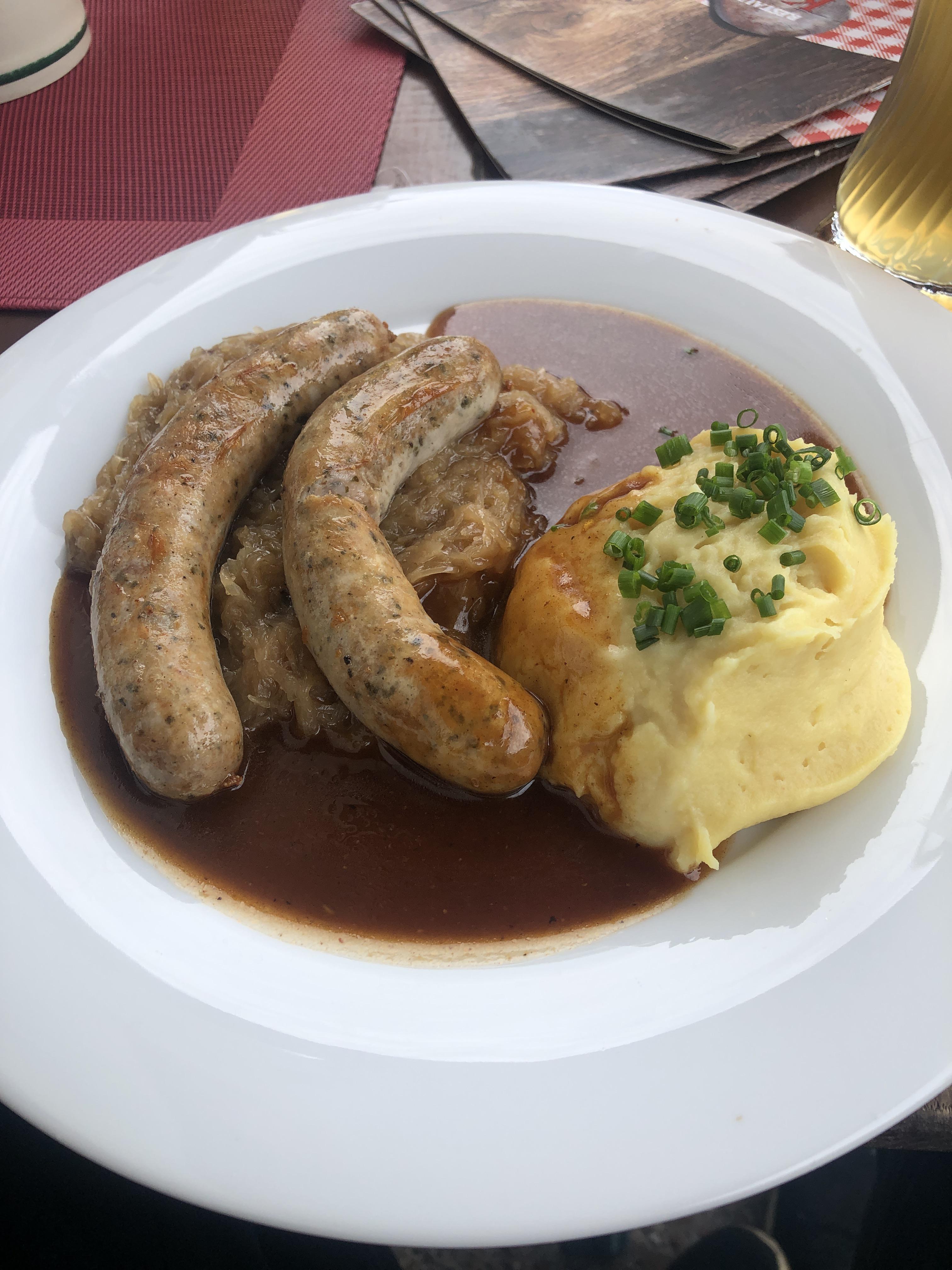 Brats, Sauerkraut and Potatoes in Füssen, Germany! r/FoodPorn