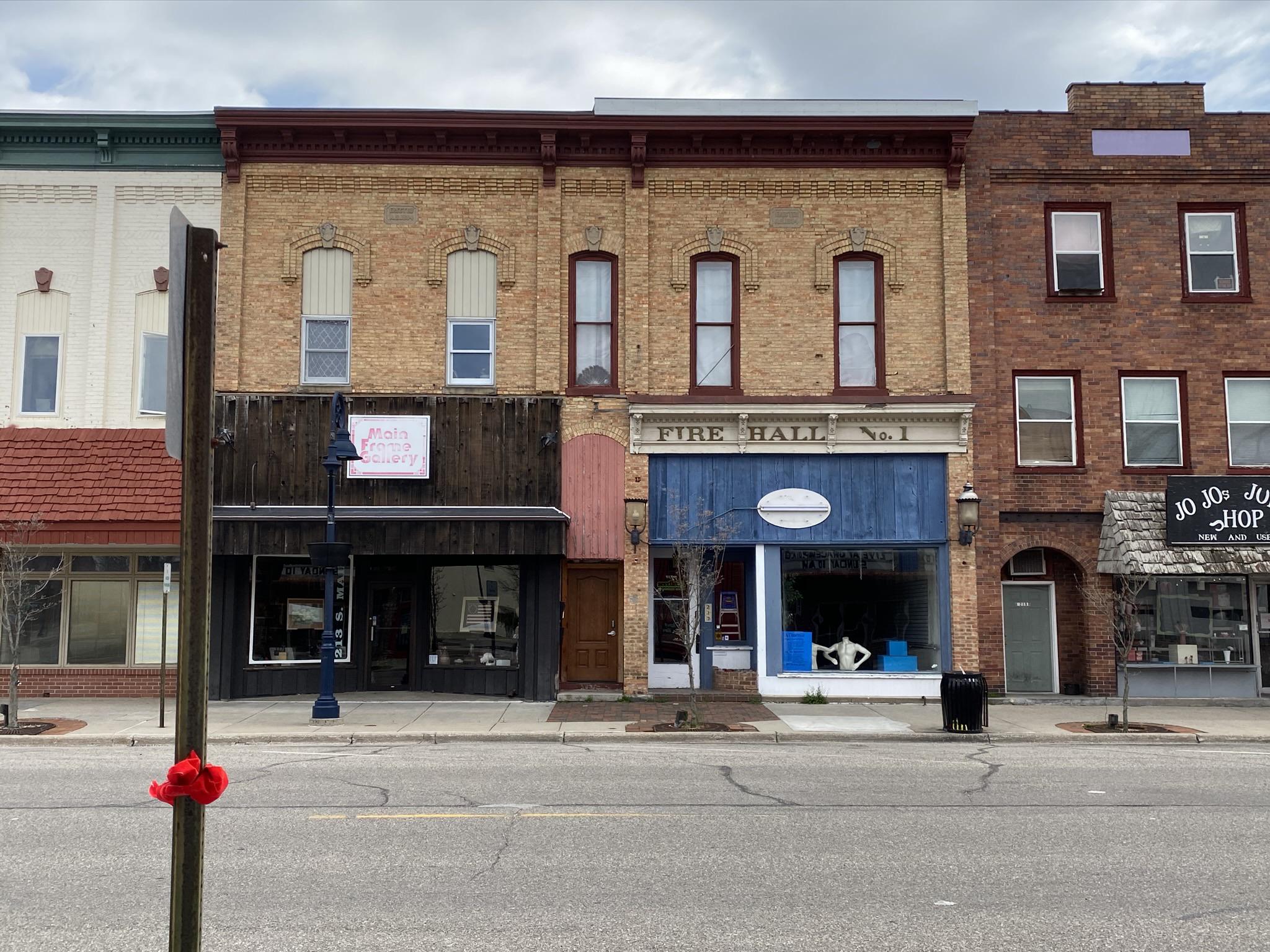 Can’t believe I never noticed this piece of history until now. Mt