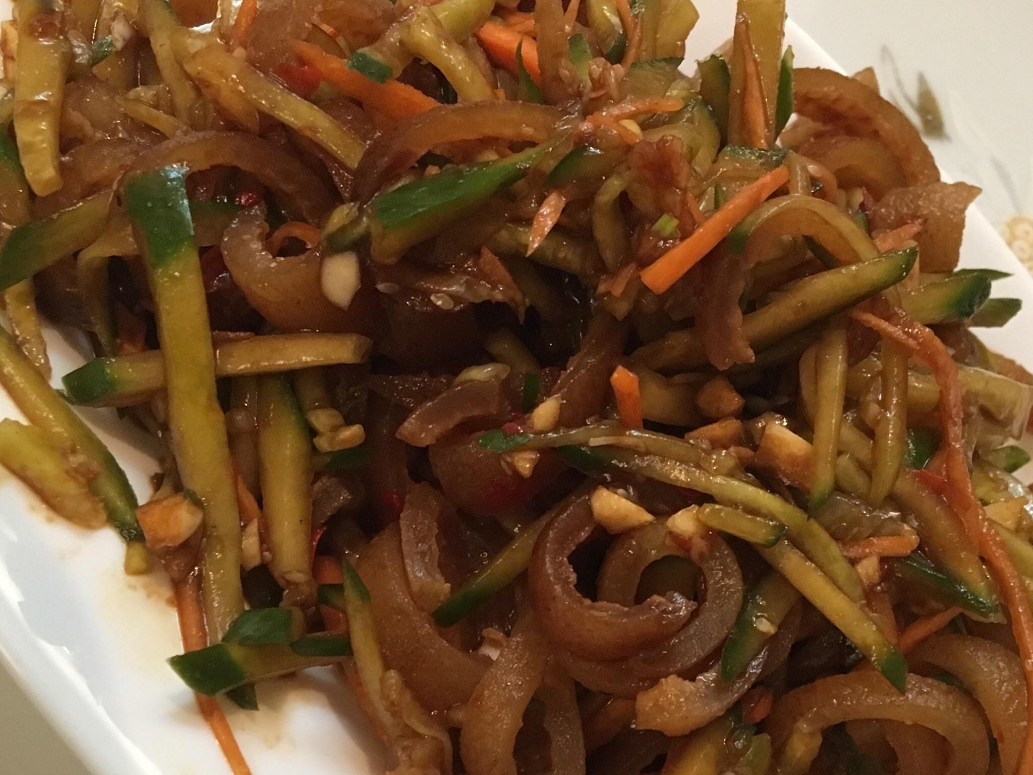 [I ate] spicy chinese pork skin salad with garlic r/food