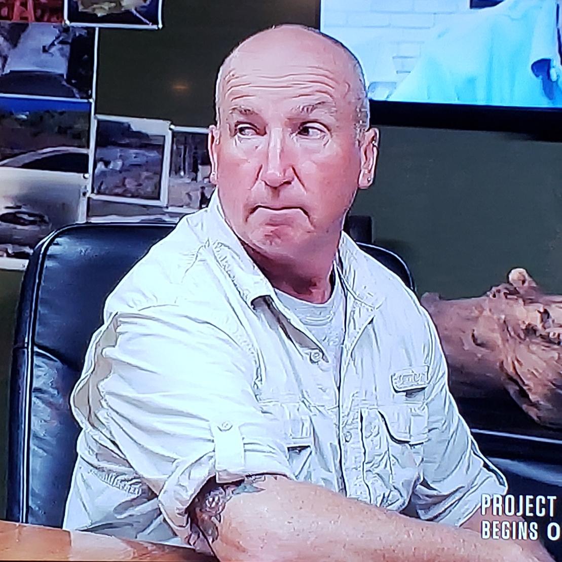 Holy Shamoley! Gary Drayton has been hiding what I bet is a real bobby