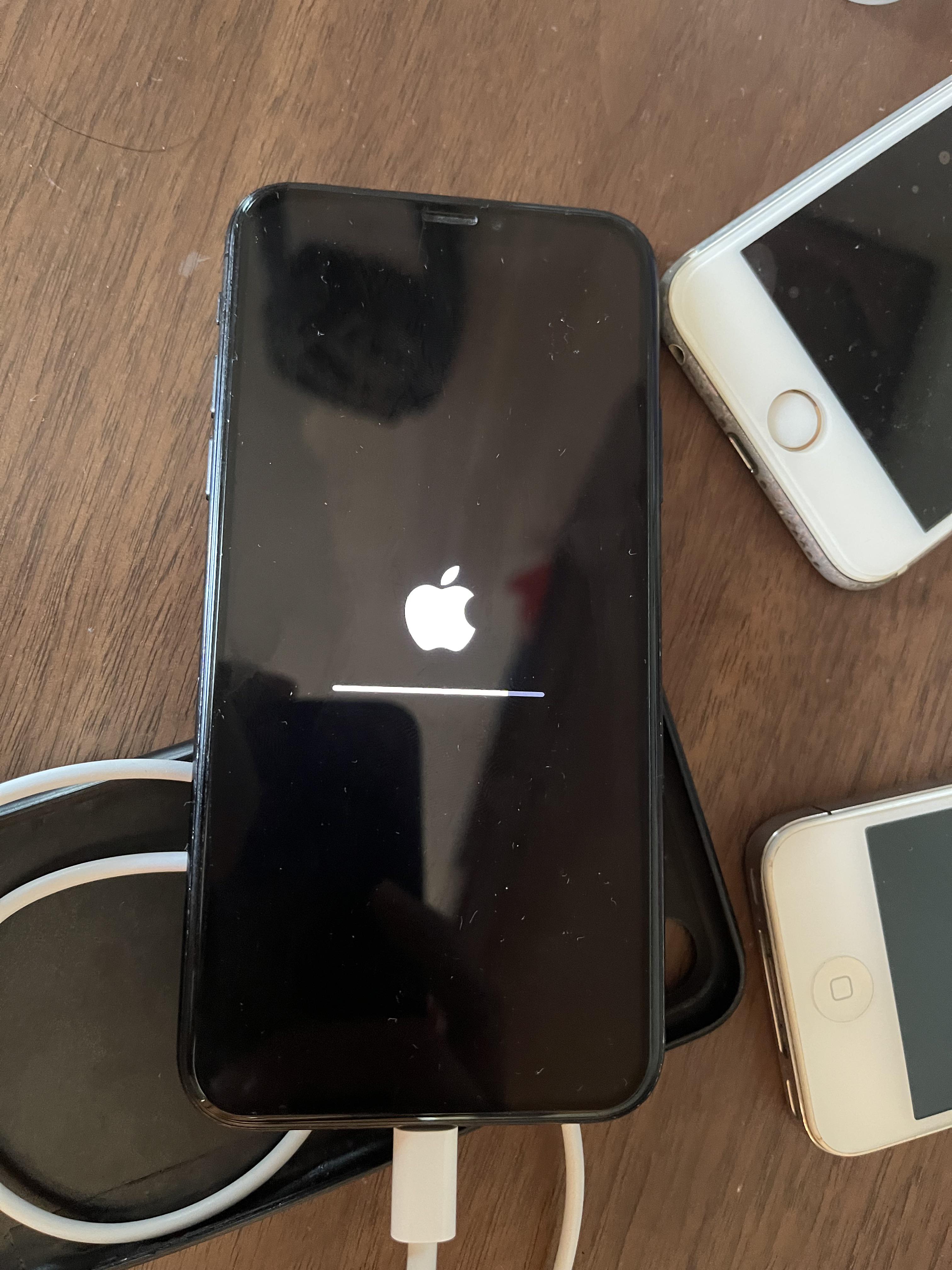 iPhone got stuck with Apple logo and progress bar after failed restore