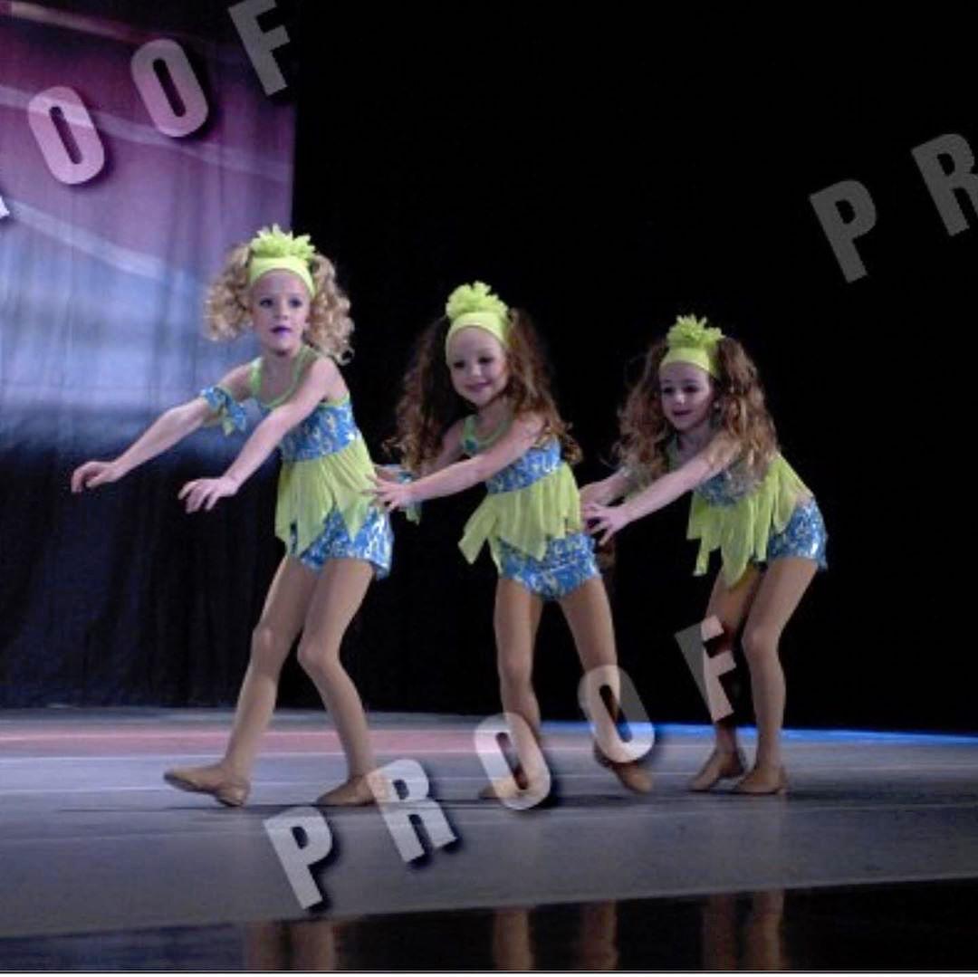 The original Maddie, Chloe, and Paige trio! r/dancemoms