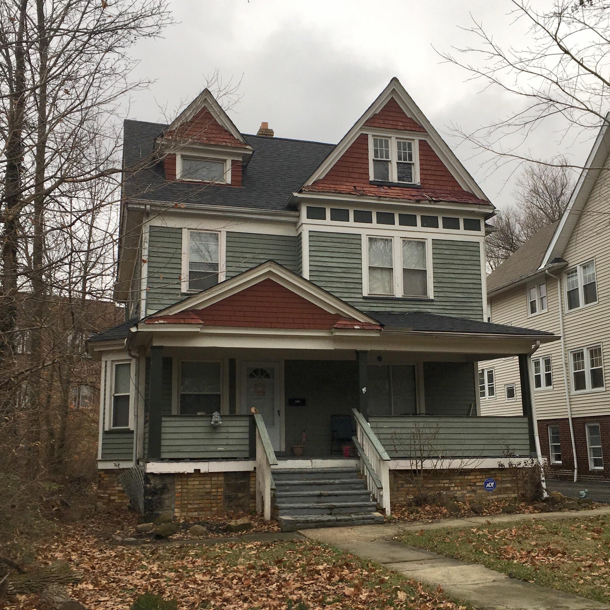 What type of house is this? [Cleveland Hts.] r/Cleveland