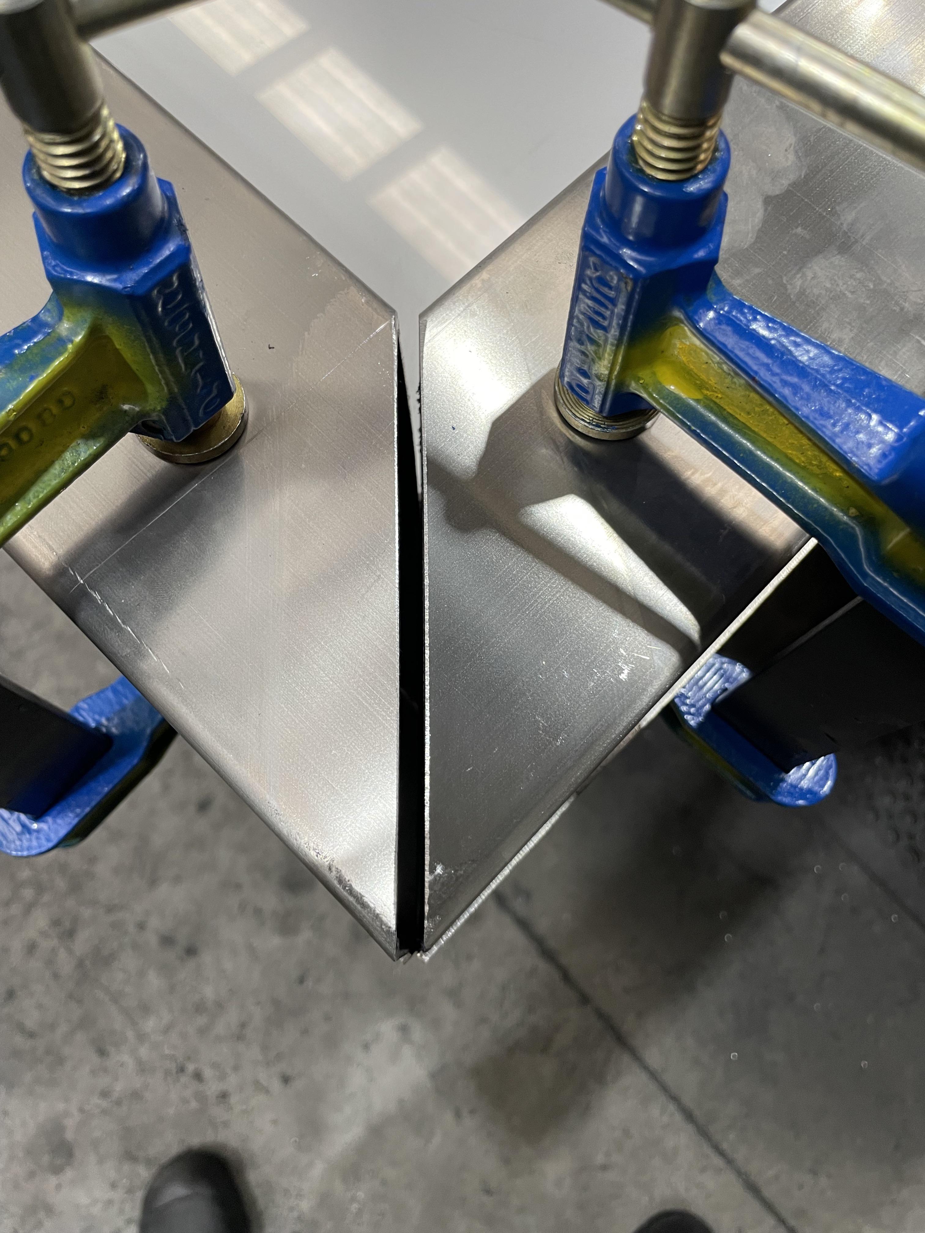 100x100x3mm Stainless SHS mitre joints with a pretty big gap, any