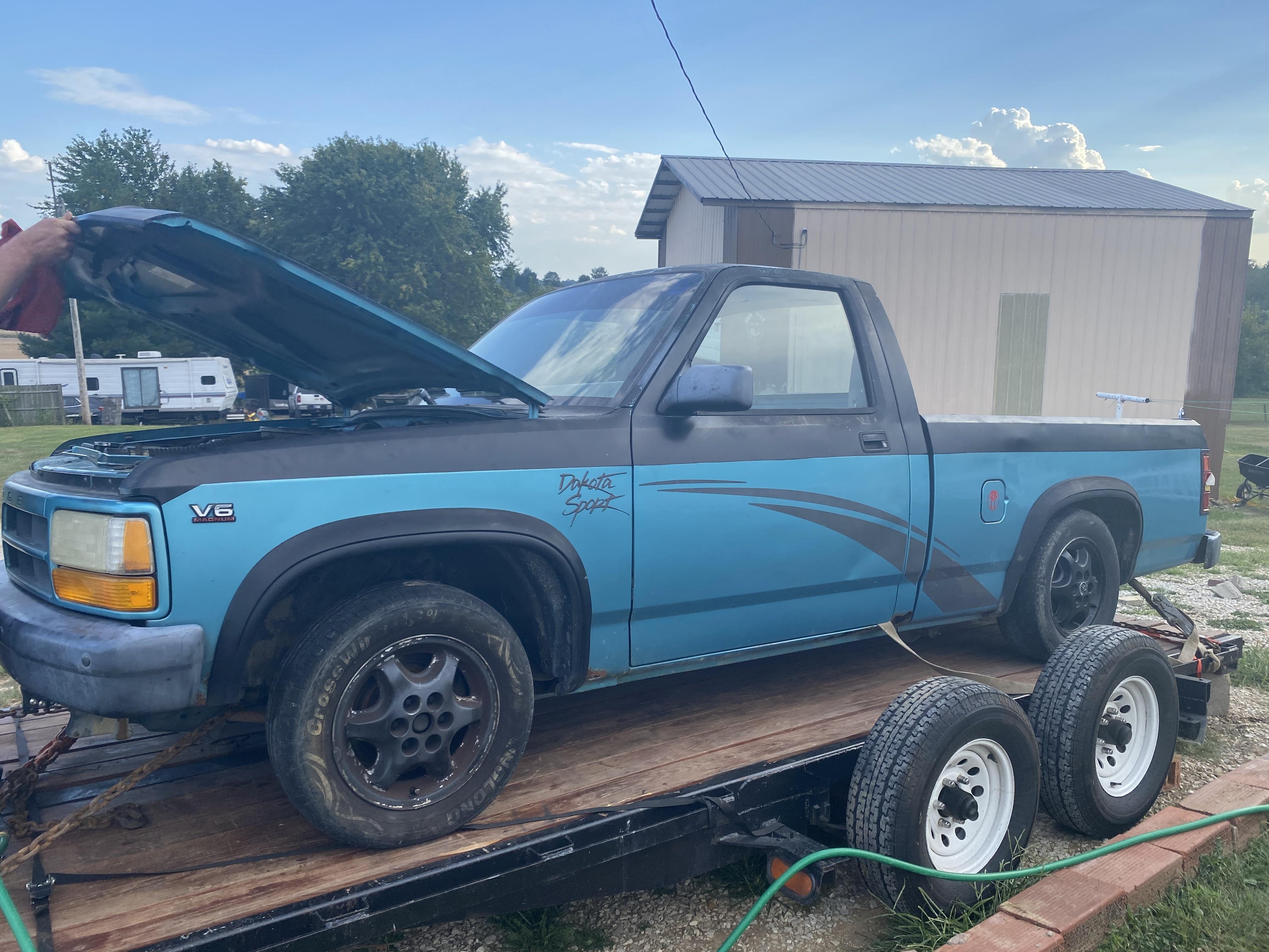 95 Dakota Sport. 3.9l V6. Currently revitalizing it. New trans cooling