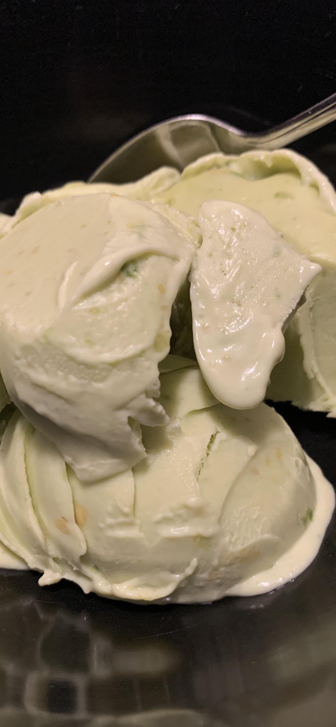 Avocados blended into a nochurn base of sour cream + sweetened