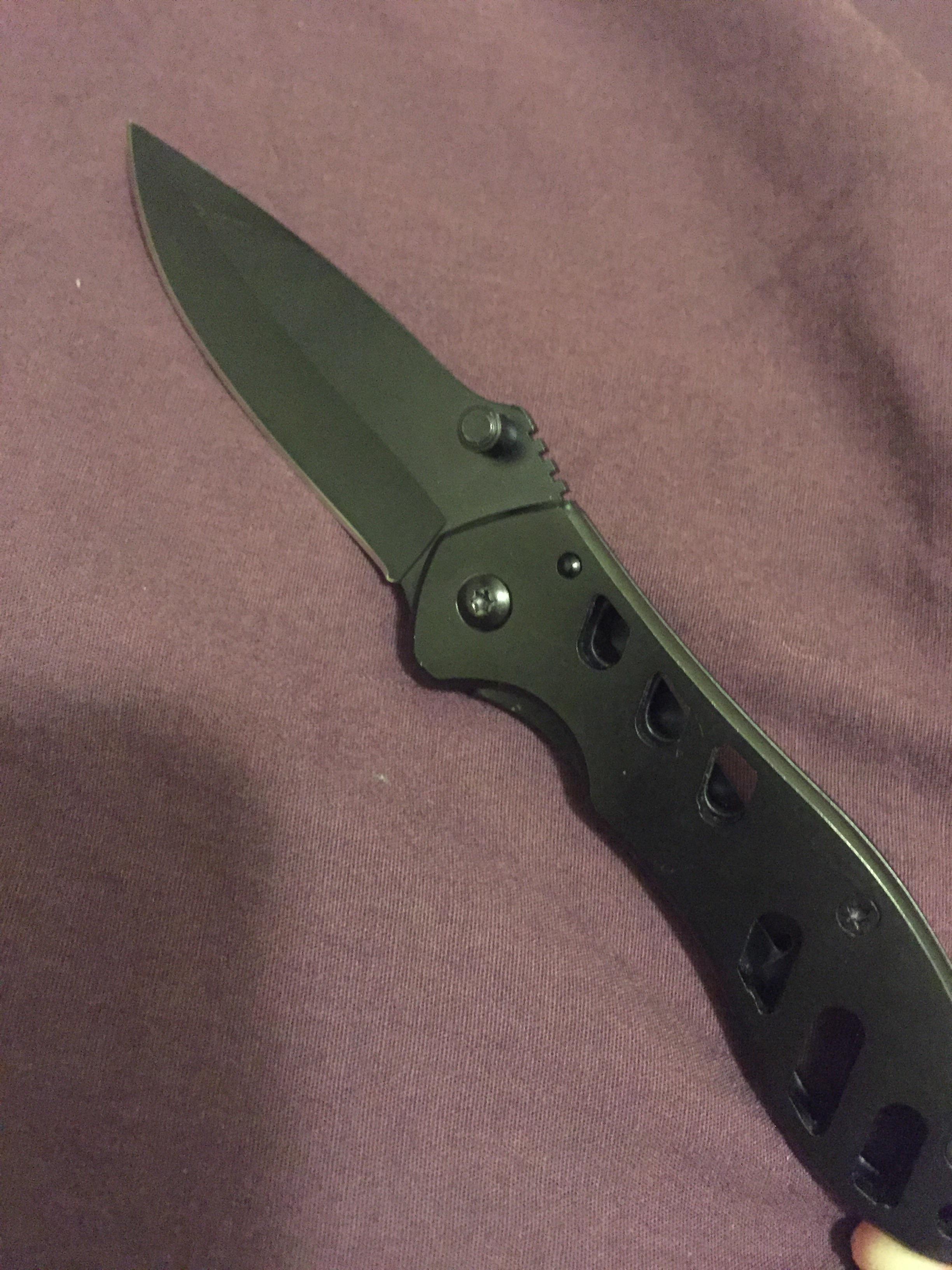 Seen this little knife at the local dollar store for 4 and just had to