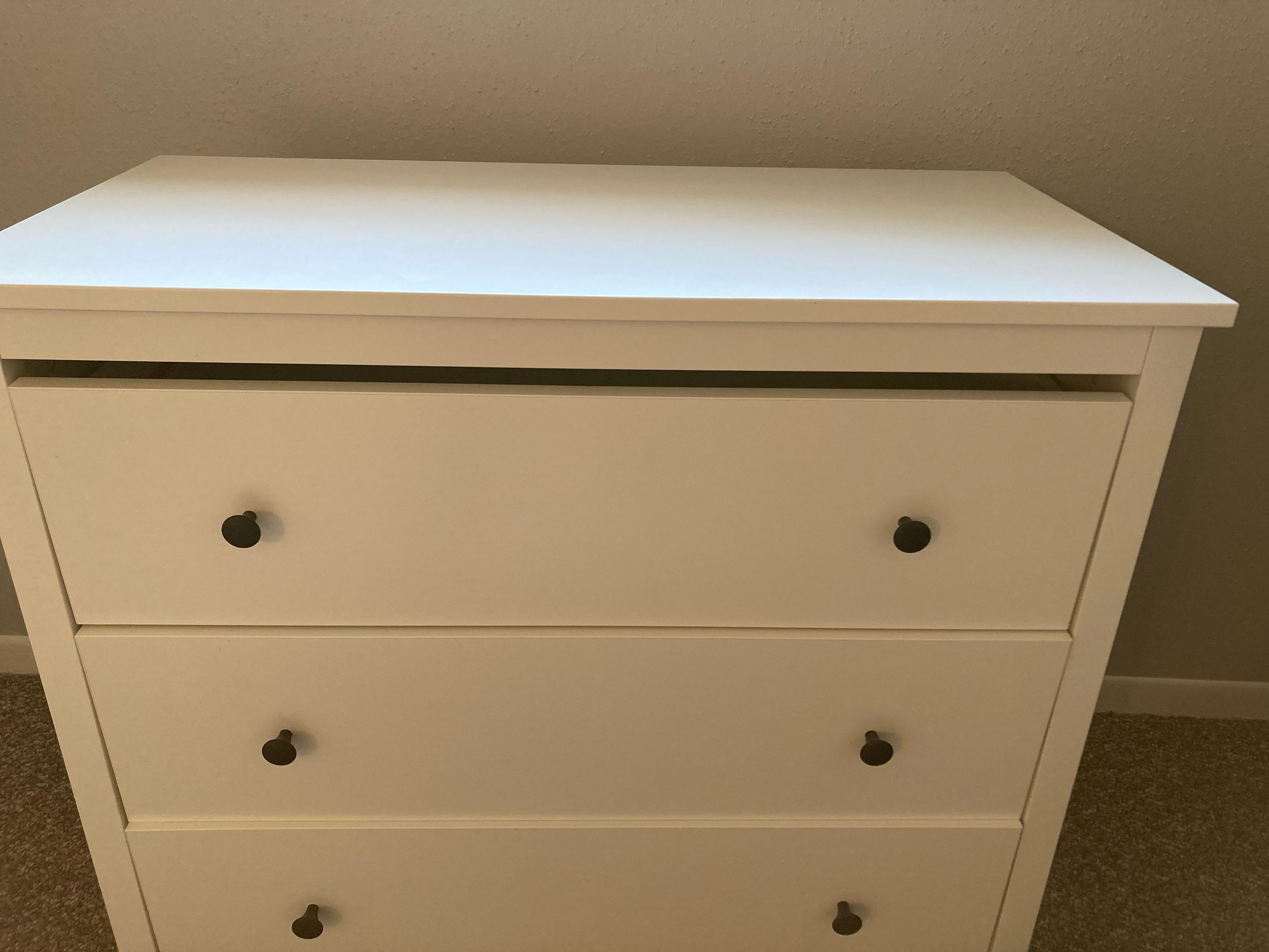 Koppang 3 drawer dresser / top gap r/IKEA