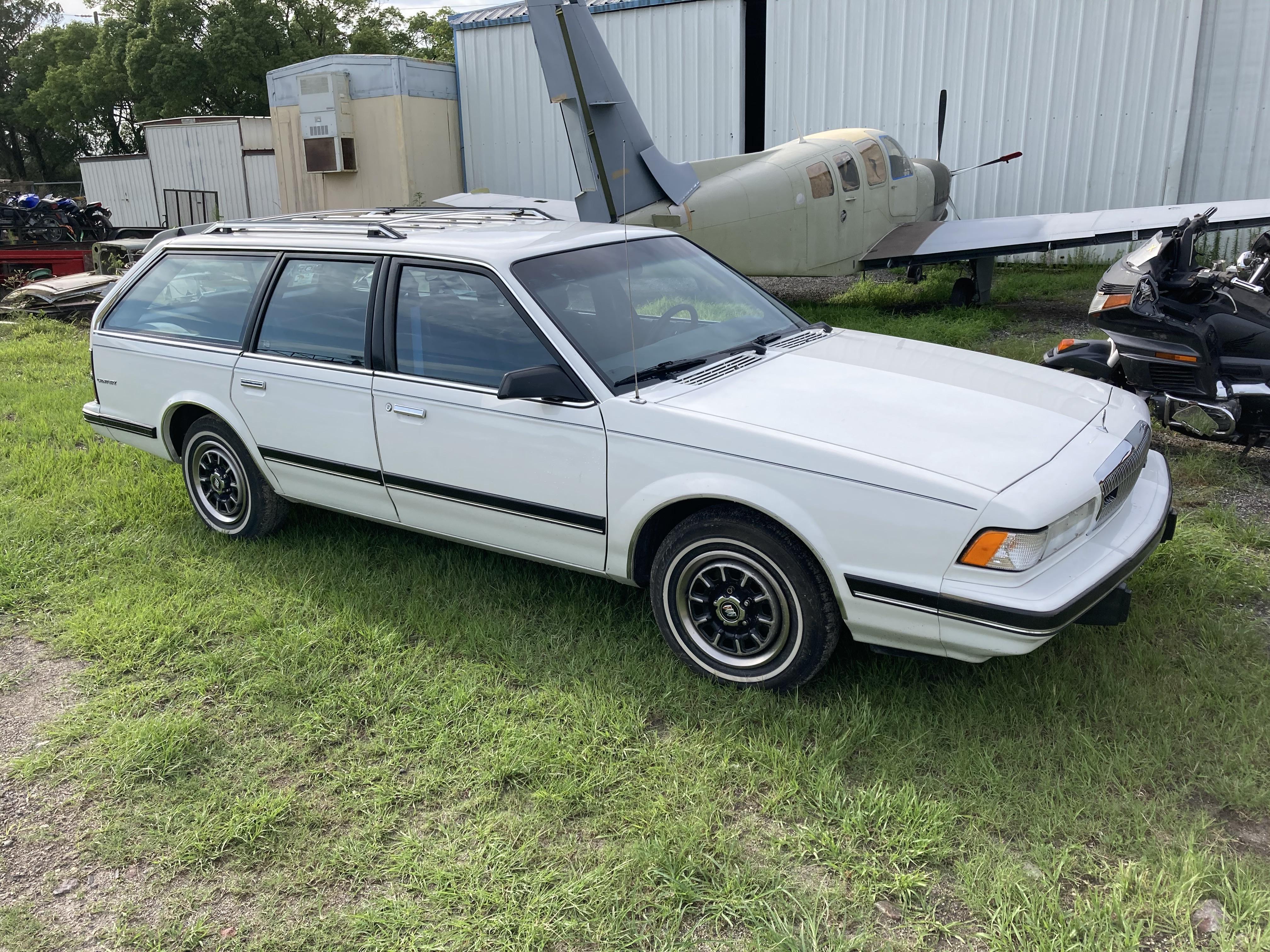 Just picked up this amazingly clean 93 Century Wagon. 140k miles. Ice