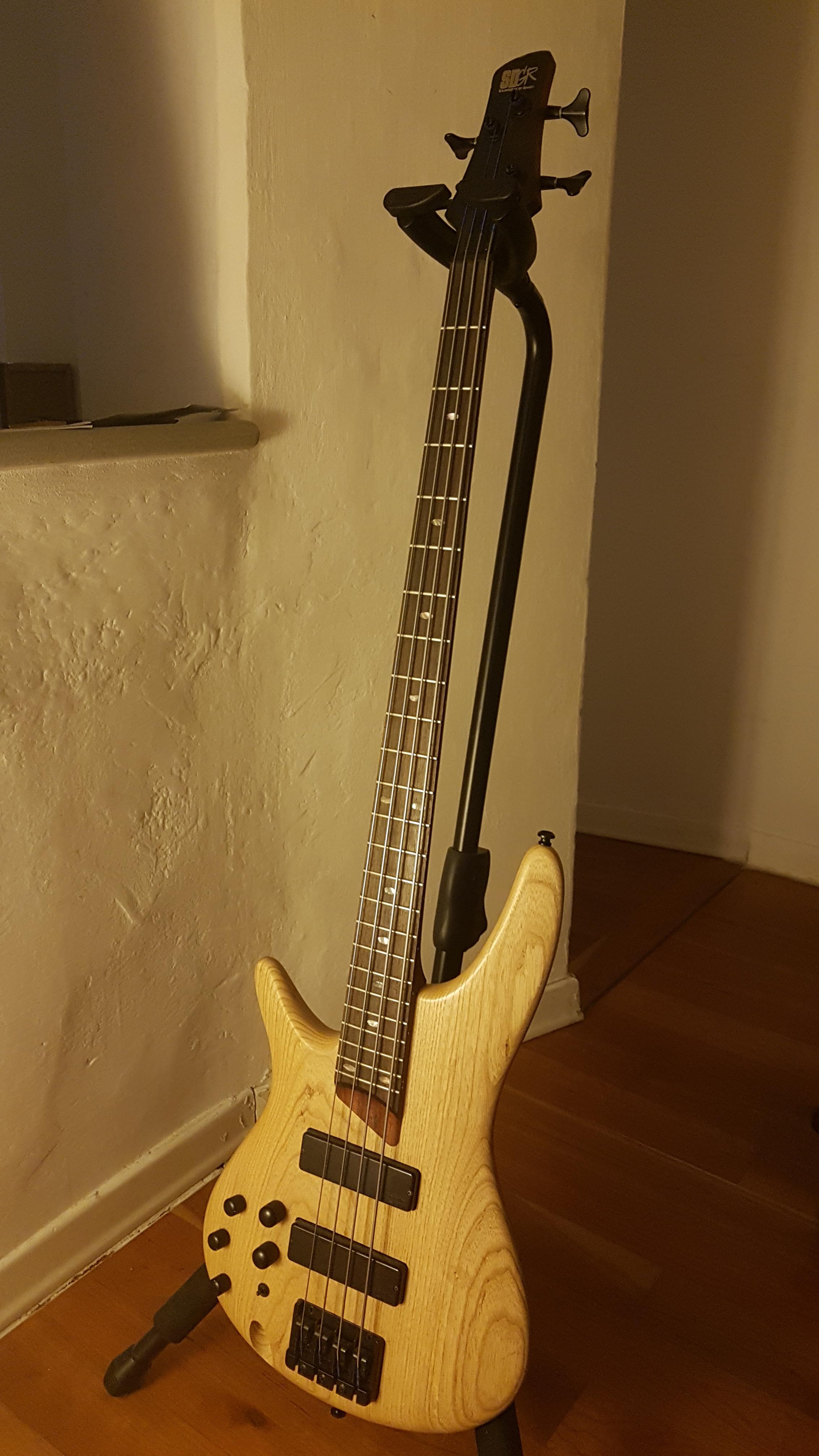 My first bass! Ibanez SR600 Left Handed r/BassGuitar