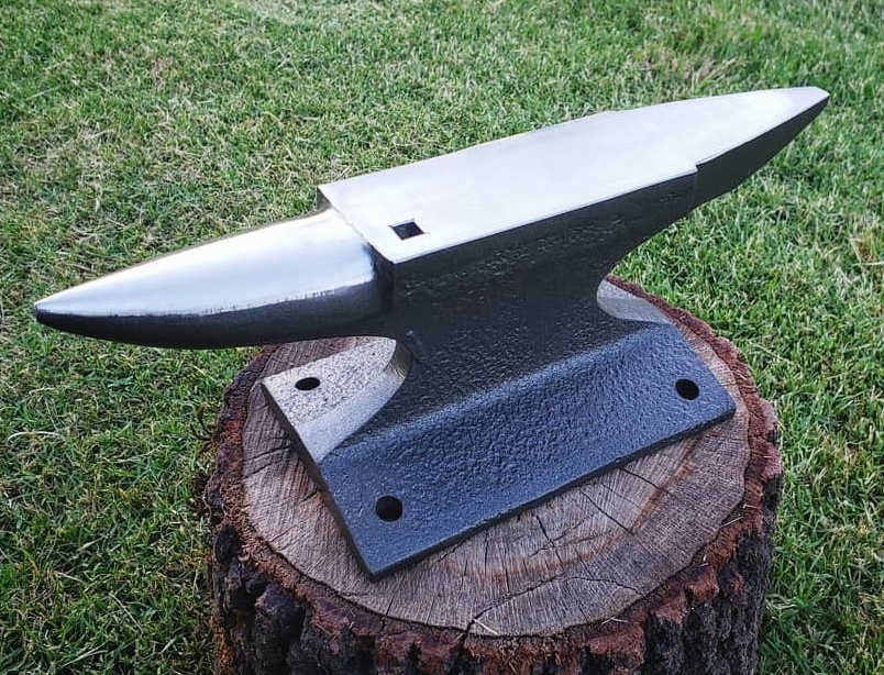 Railroad track anvil I made for my portable smithing setup. r/Blacksmith