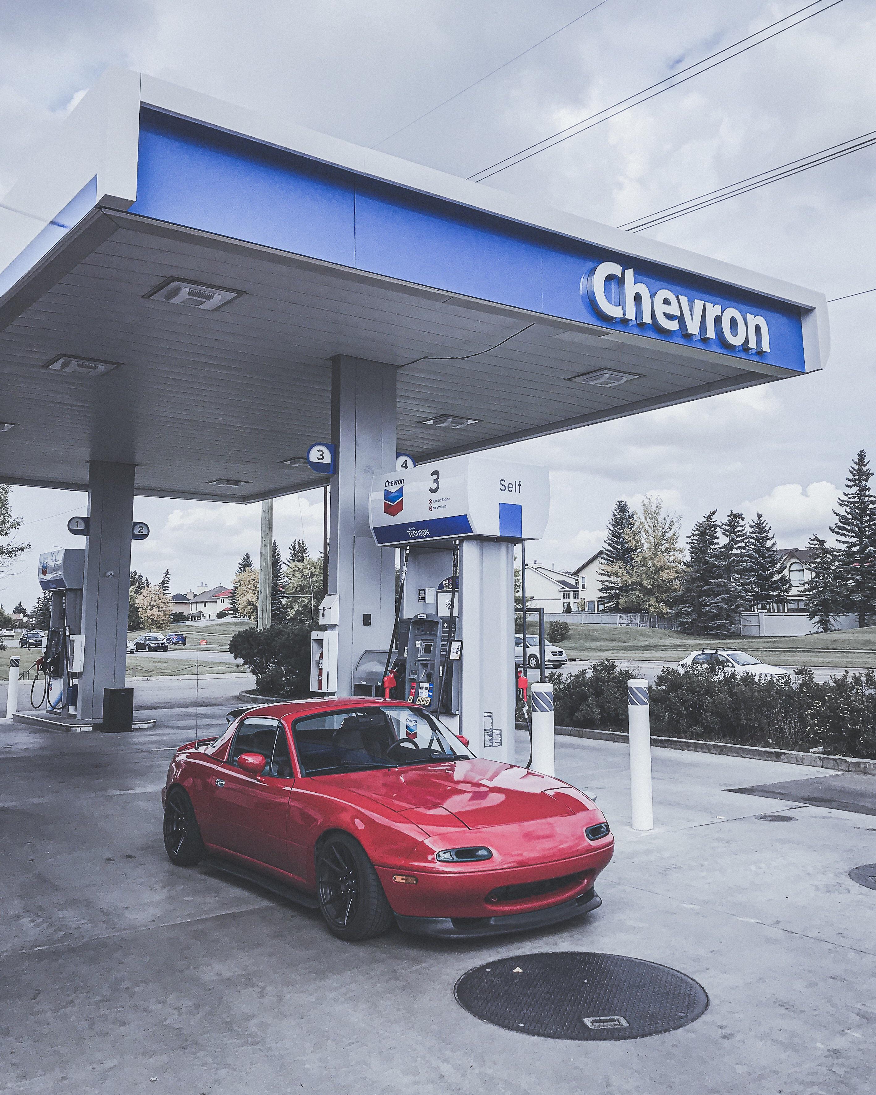 The most fun and fuel efficient car I’ve owned so far!! r/Miata