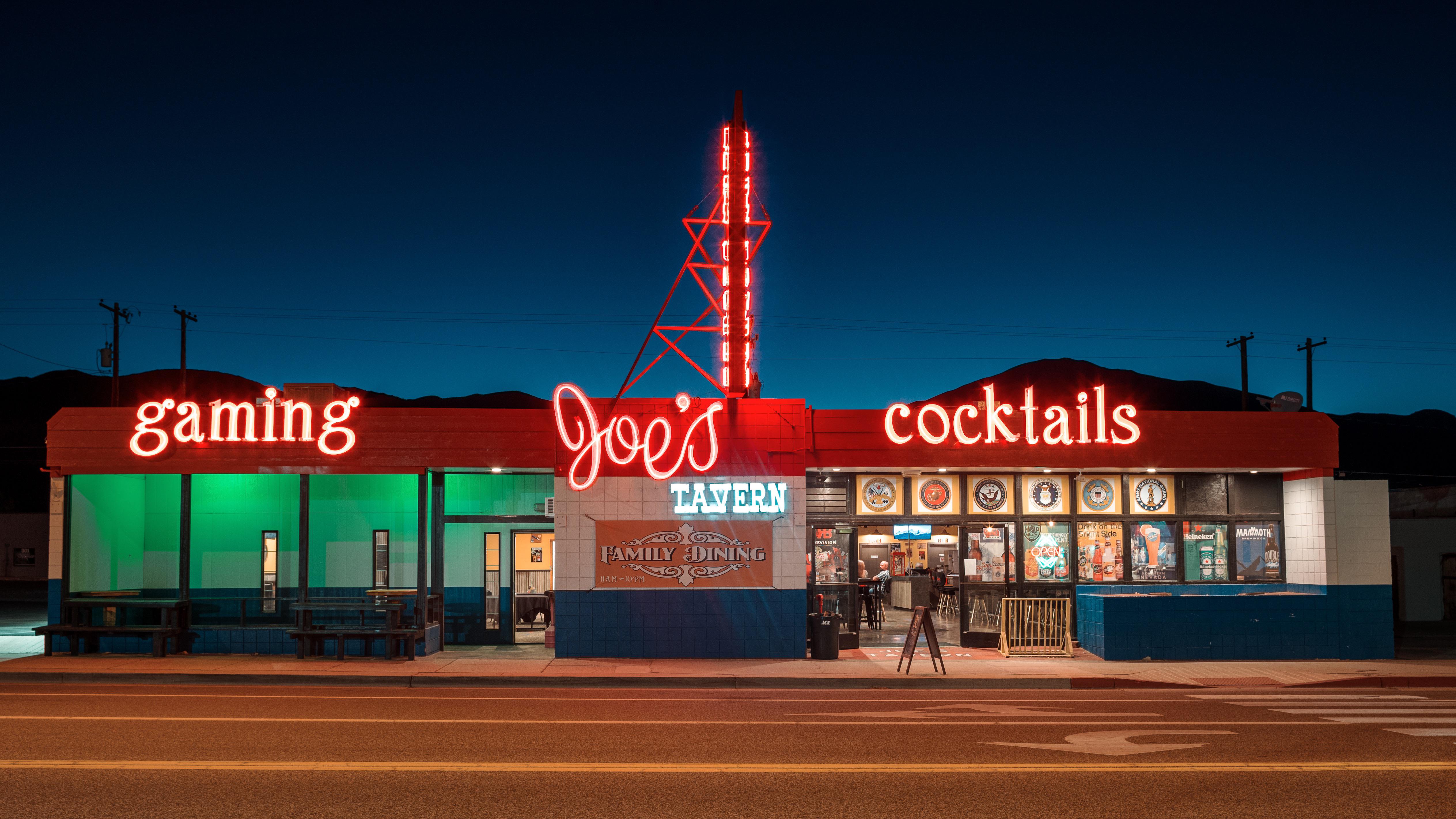 Joe’s, Hawthorne, Nevada // M10 // 28mm Elmarit v3 r/leicaphotos