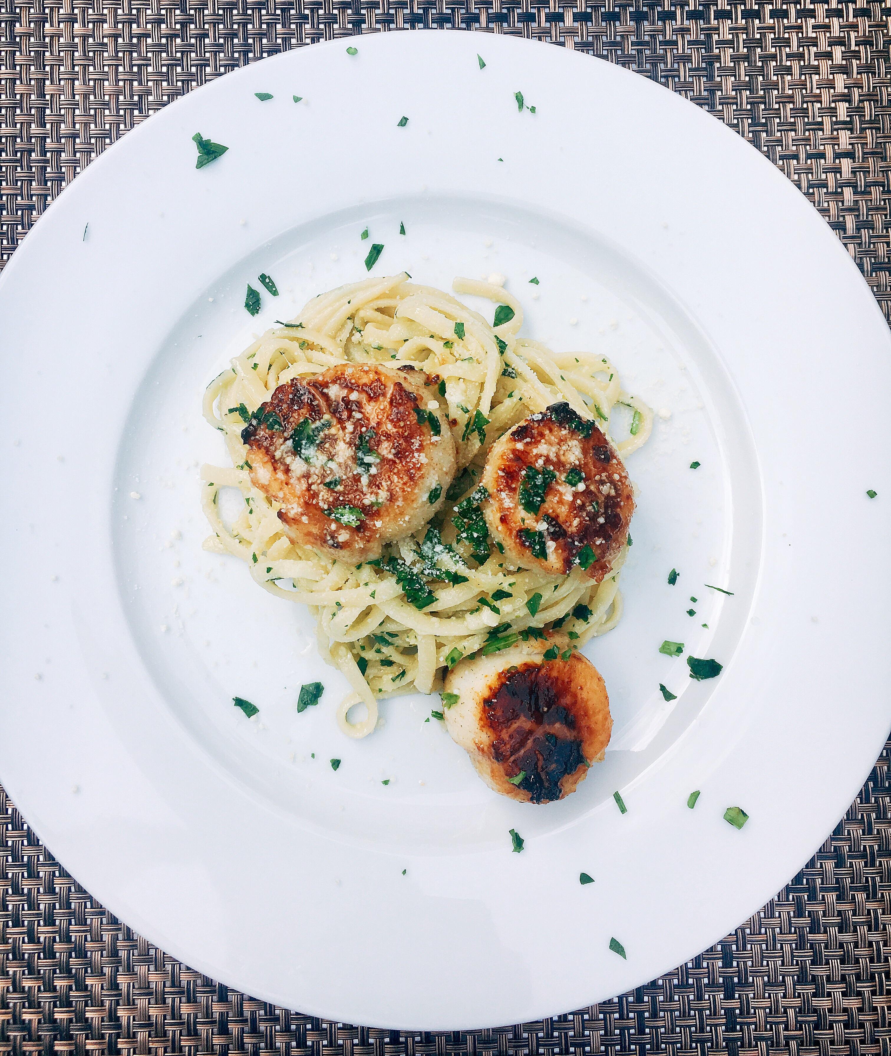 [oc] Scallop sale Harris Teeter so I made Scallop Scampi Linguini🐀