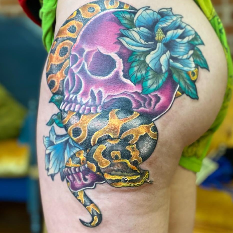 Love this portrait of my pet ball python so much! 14 hours