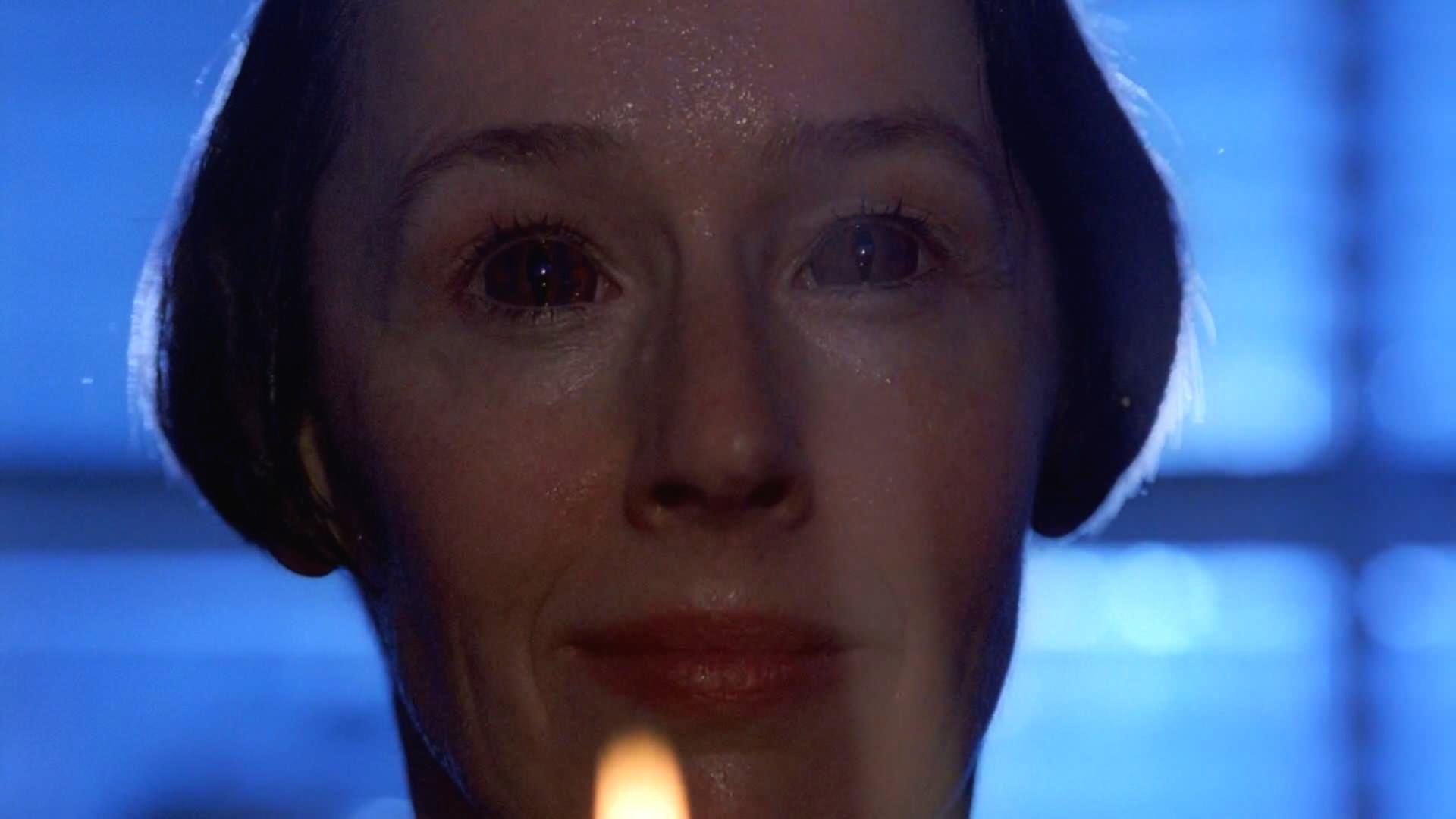 The episode Die Hand Die Verletzt is so disturbing. r/XFiles