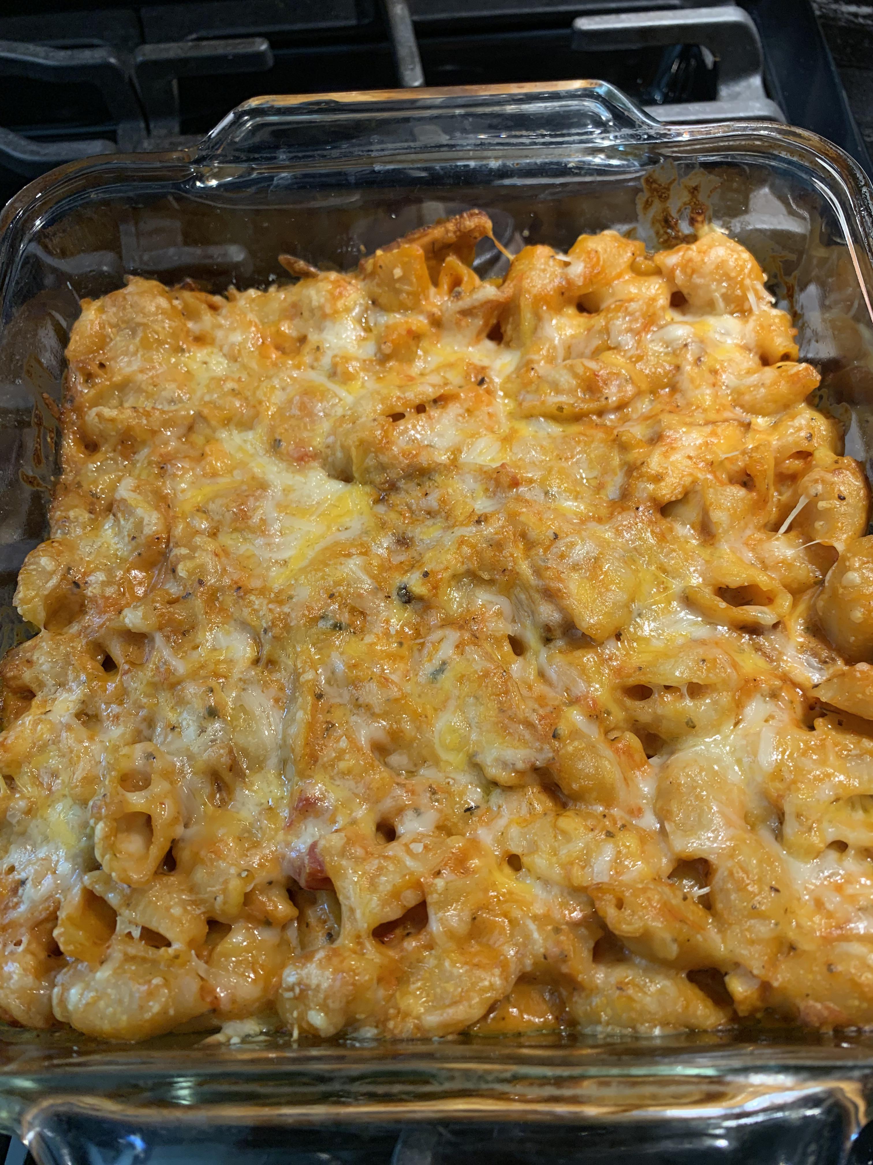 [Homemade] Baked Chicken Alfredo & tomato sauce pasta w/ cheddar and