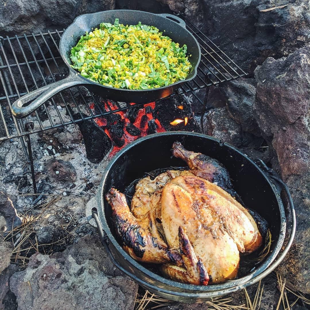 Panang Dutch oven chicken with cauliflower turmeric rice r/CampfireCooking
