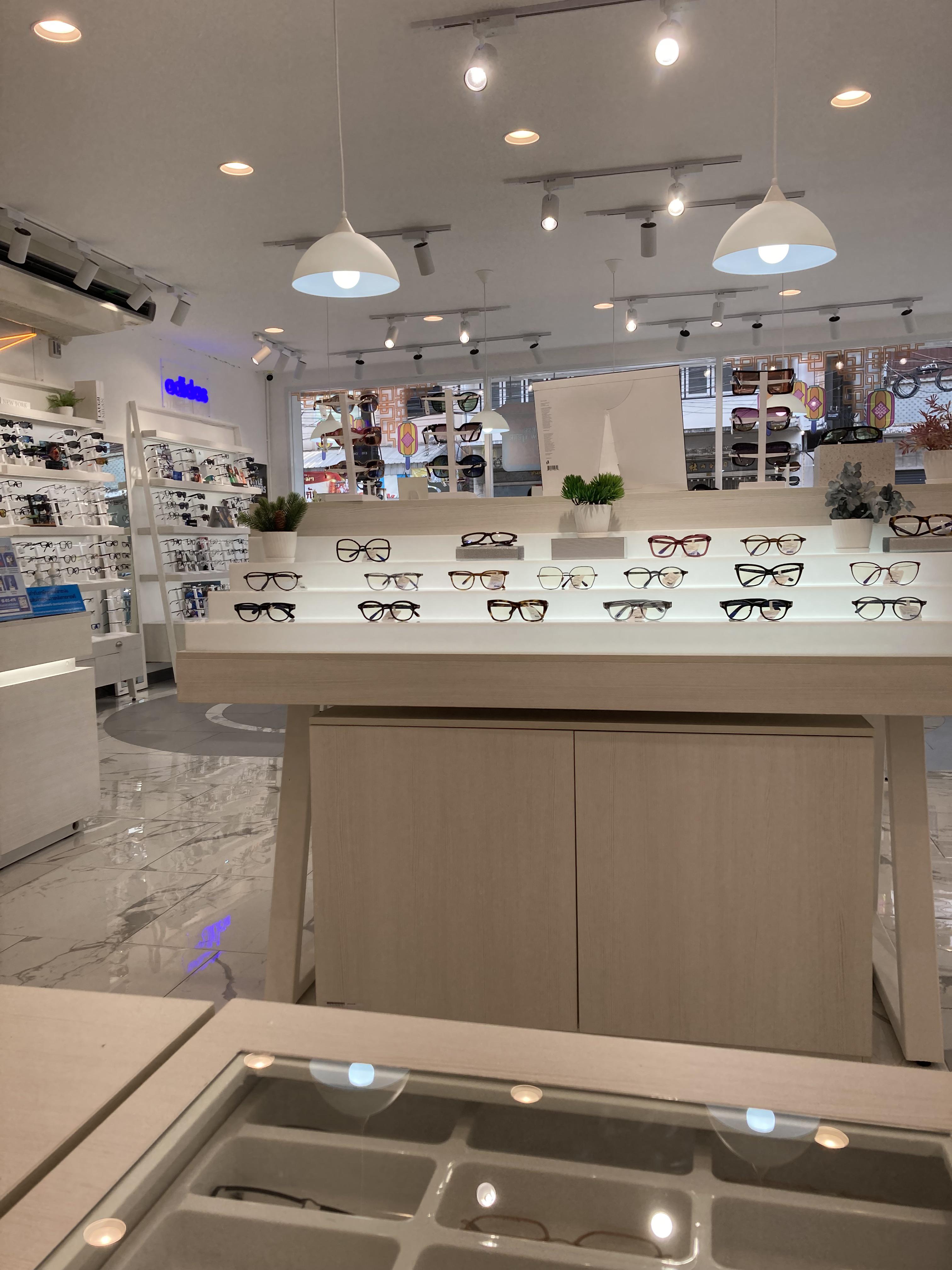 Prescription glasses r/Bangkok