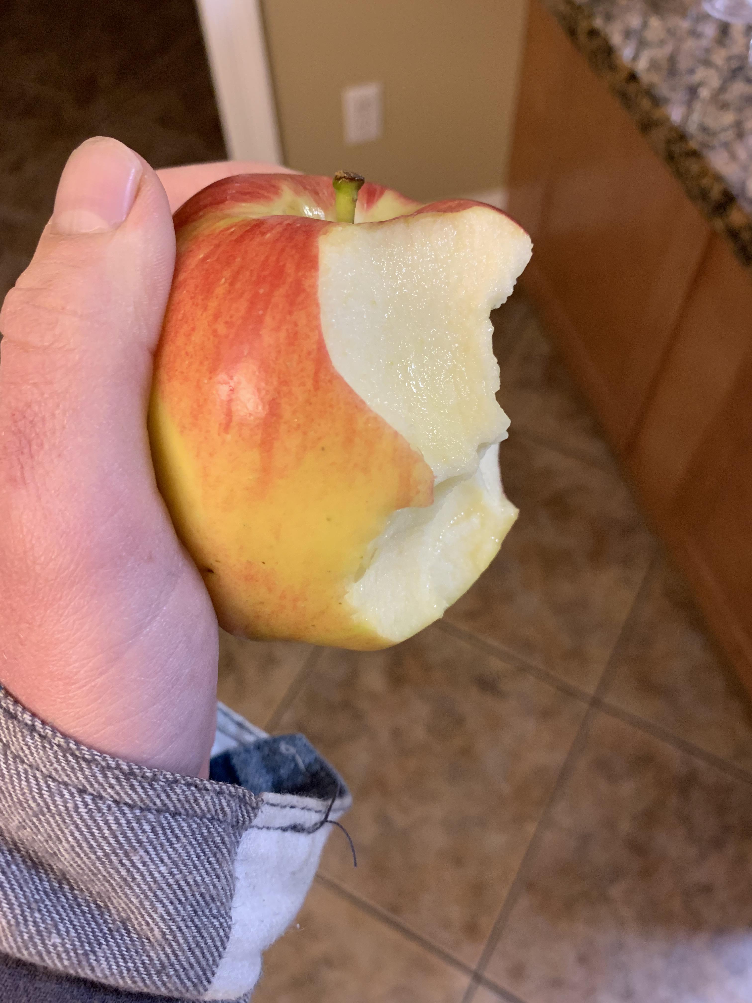 Super Crisp Ambrosia Apple r/Apples