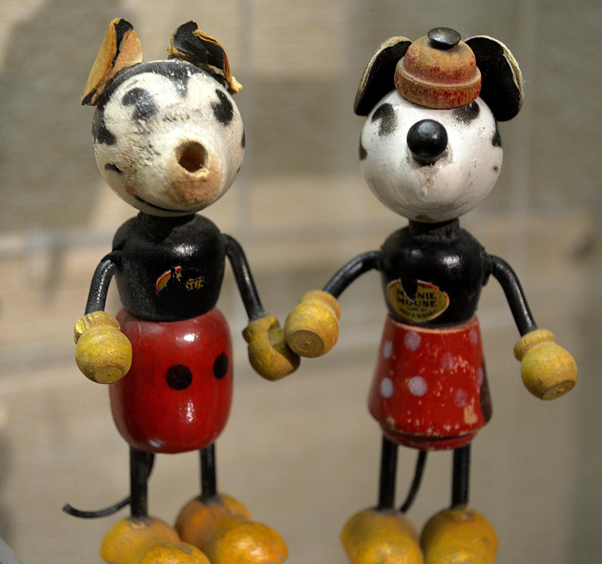 Early Mickey & Minnie dolls I saw in a museum disney