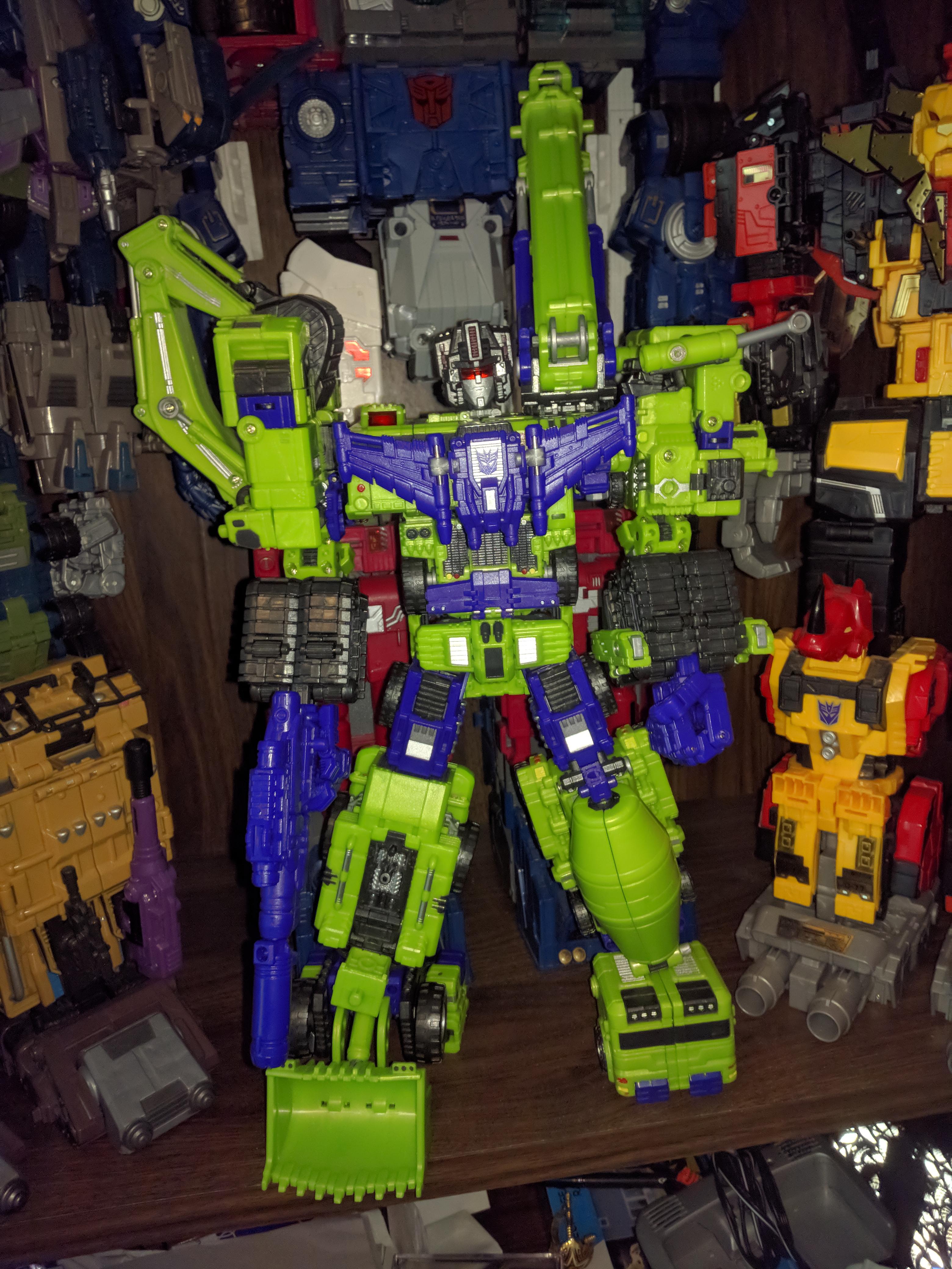 A new acquisition from Misfit Toys in Houston, TFC Hercules. I've