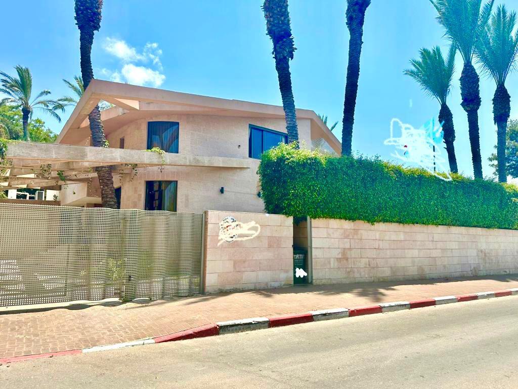kfar Shmaryahu real estate, Villas and houses for rent and sale, Plot