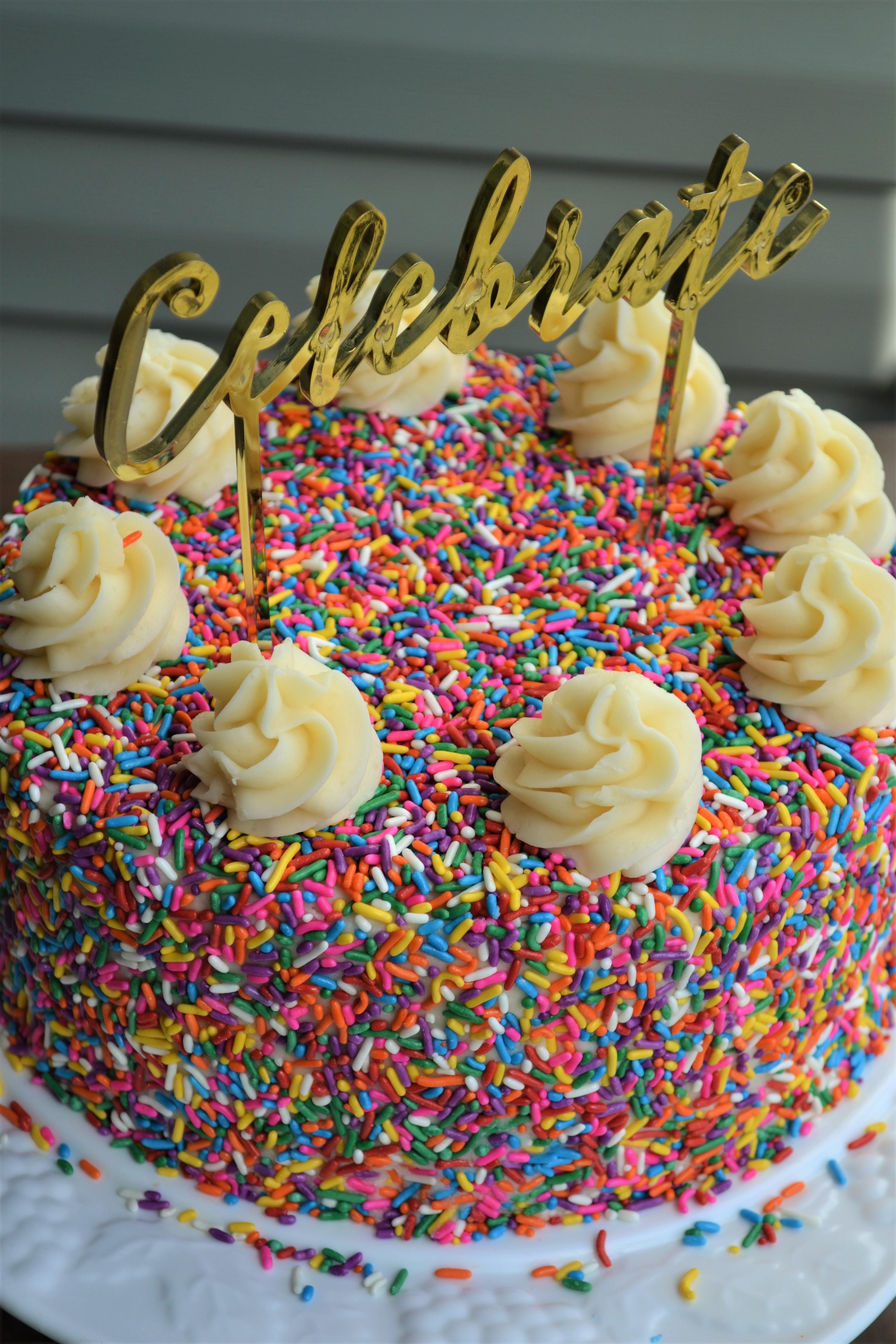 Easy to make sprinkle cake recipe in comments r/Baking