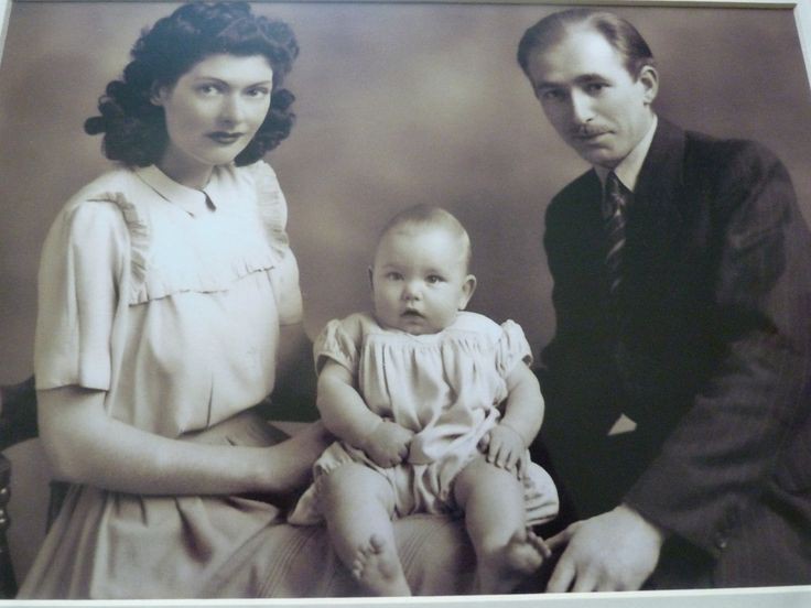 Robert A. Plant with his parents, Robert C. Plant and Annie Celia Plant